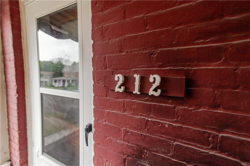 212 N 9th Street