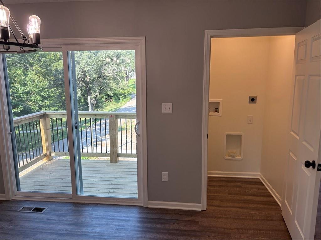 605 Washington Street