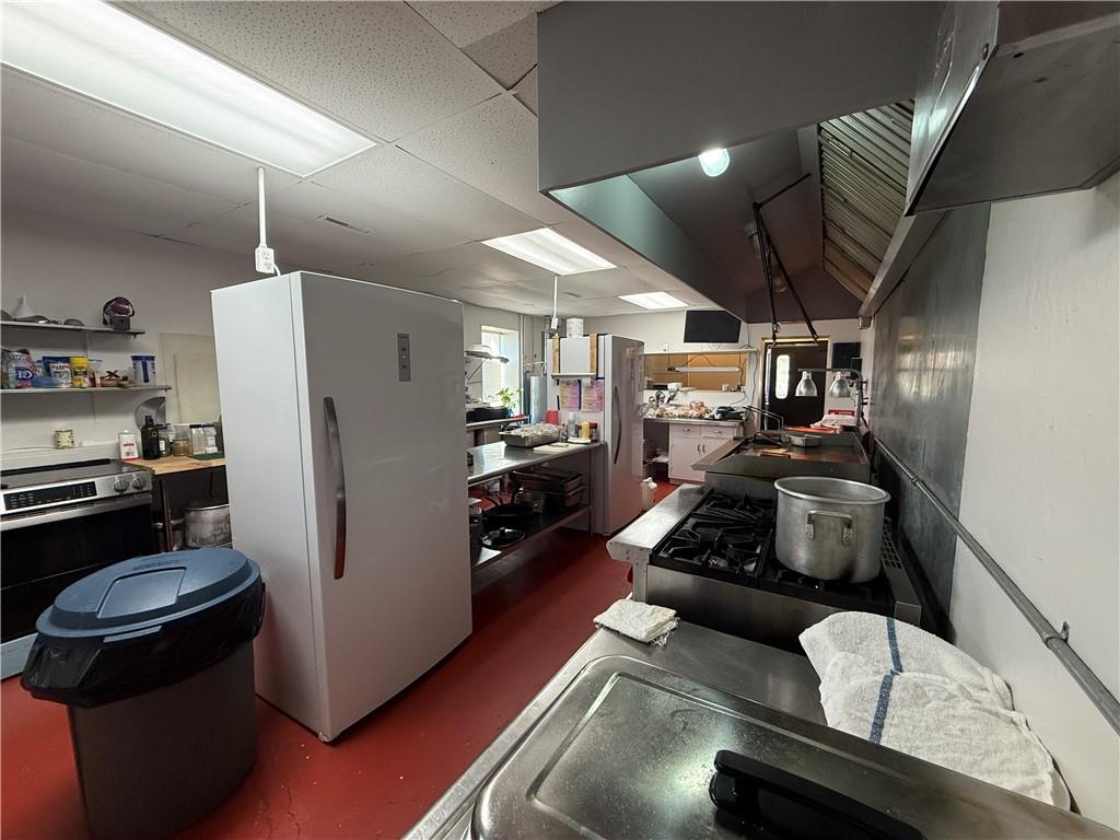 115 W 7th Street