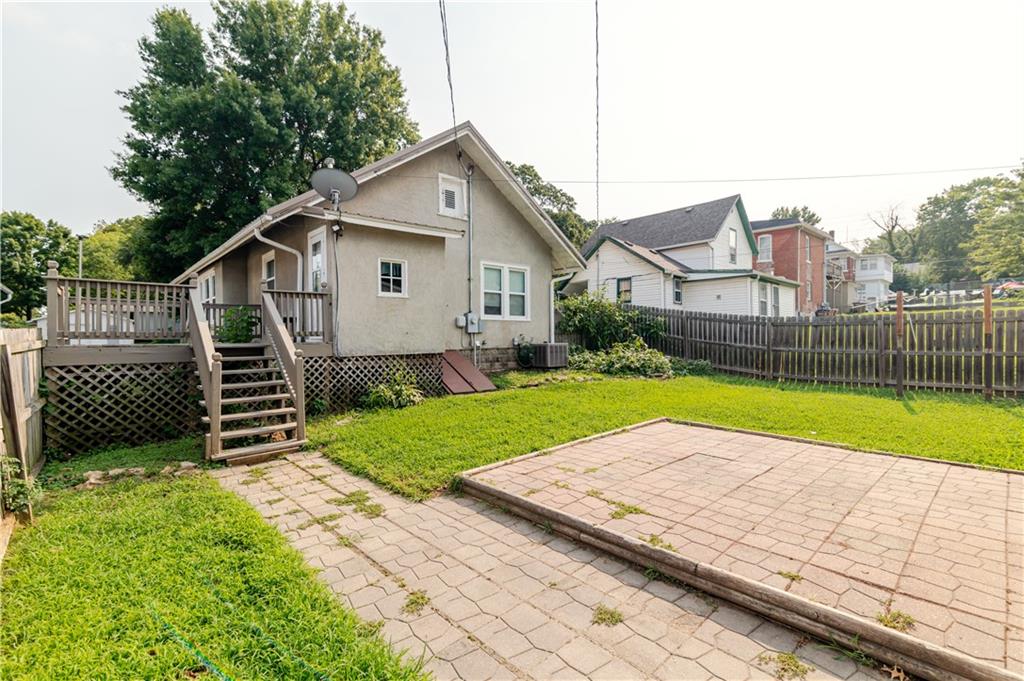 905 Parallel Street