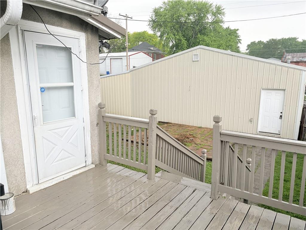 905 Parallel Street