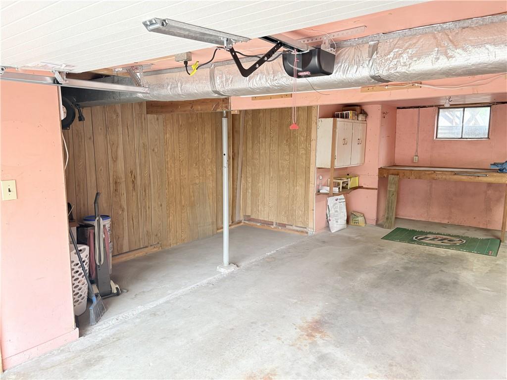 433 S 8th Street