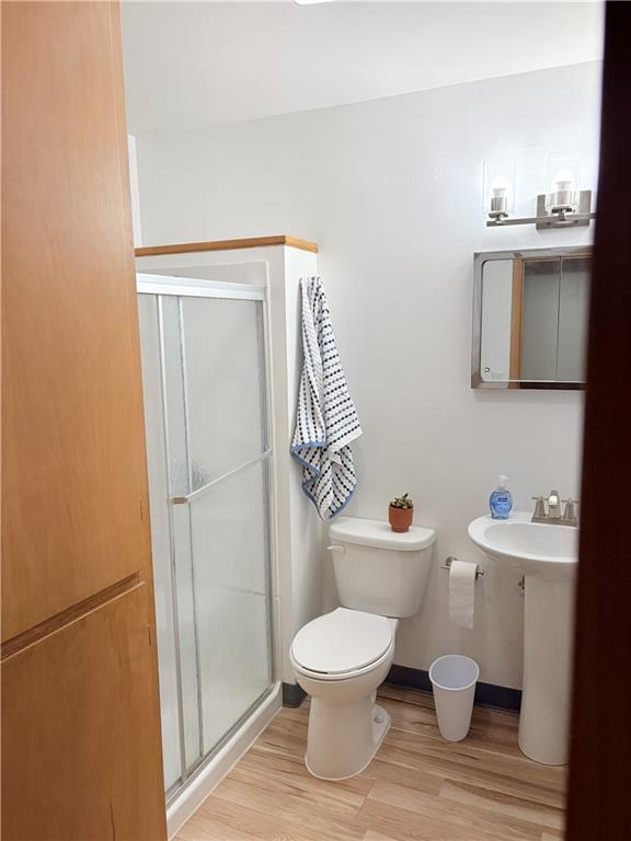 433 S 8th Street