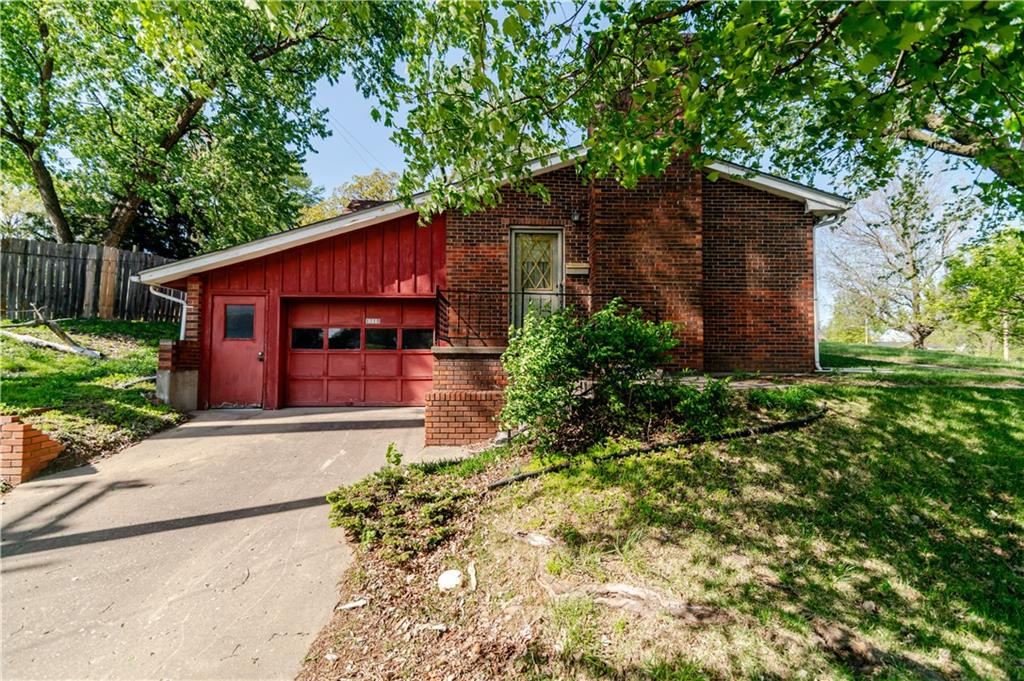 1219 Julia Street