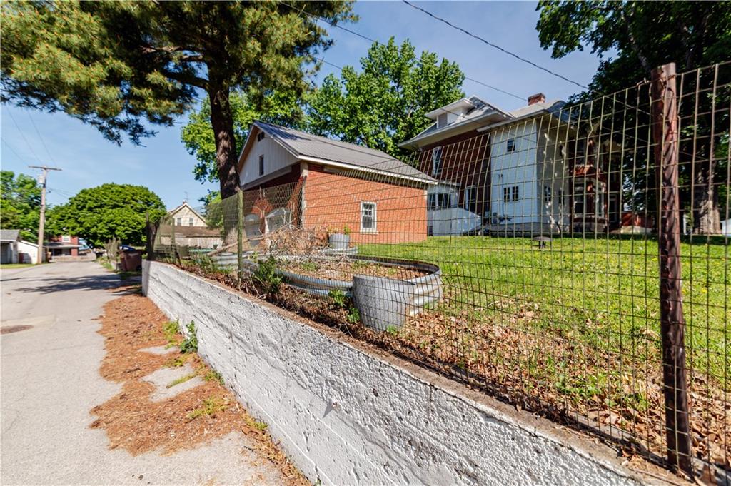 1120 Kansas Avenue