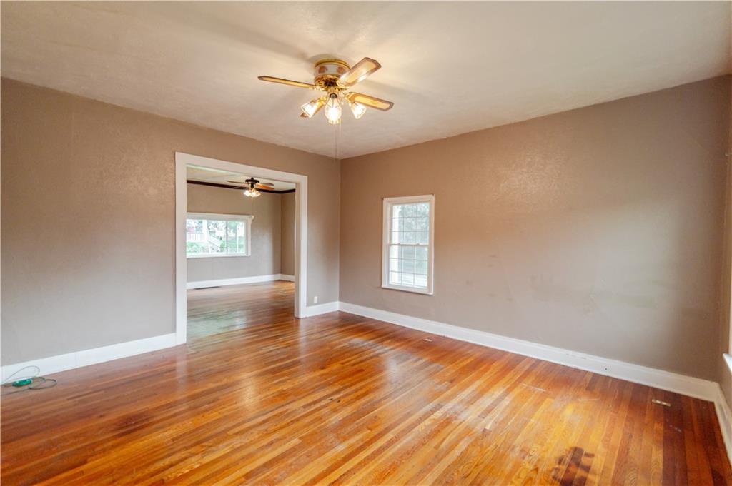900 S 5th Street