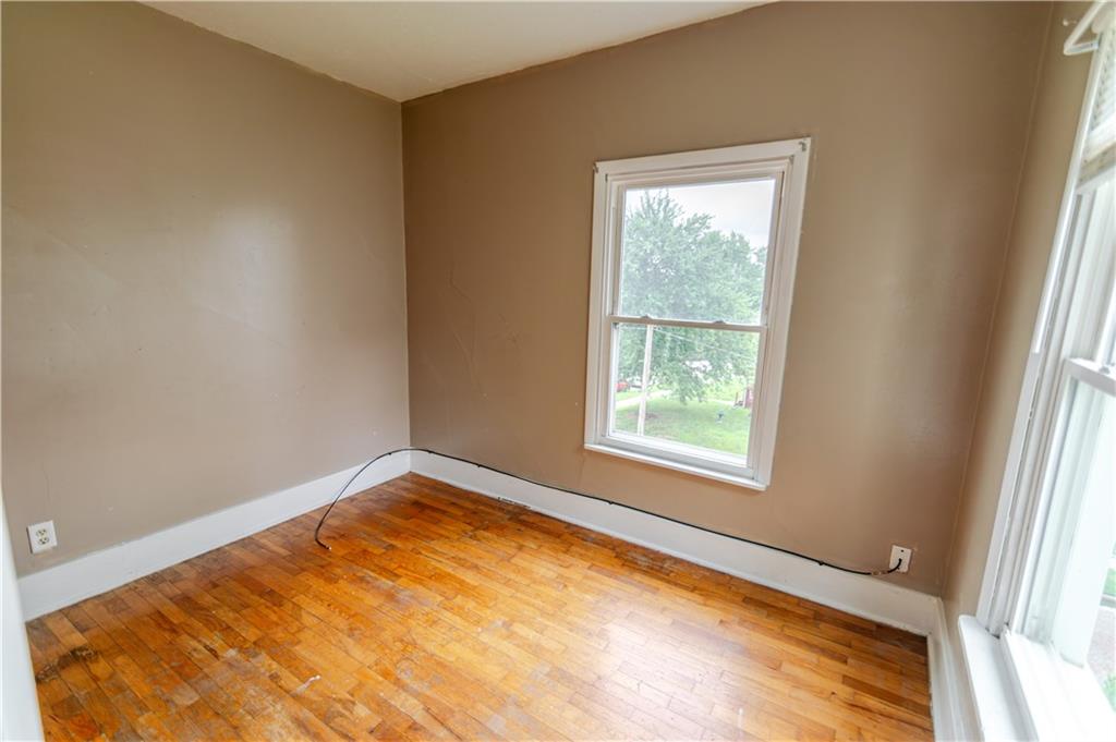 900 S 5th Street