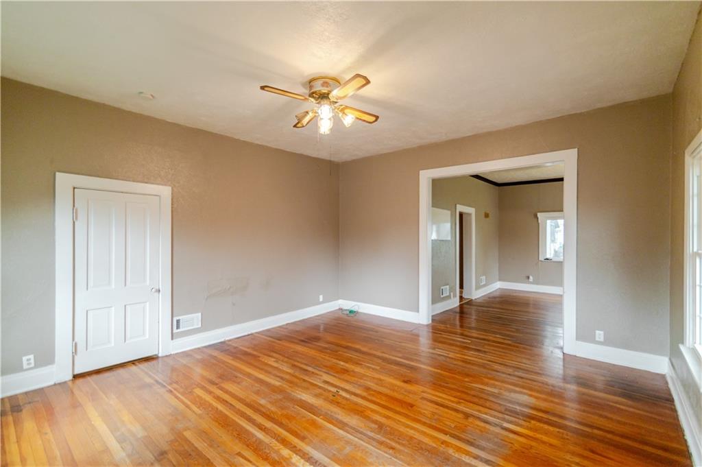 900 S 5th Street