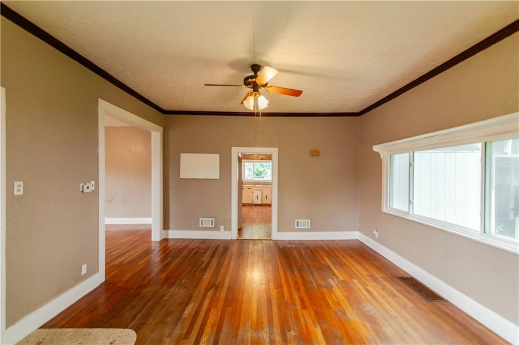 900 S 5th Street