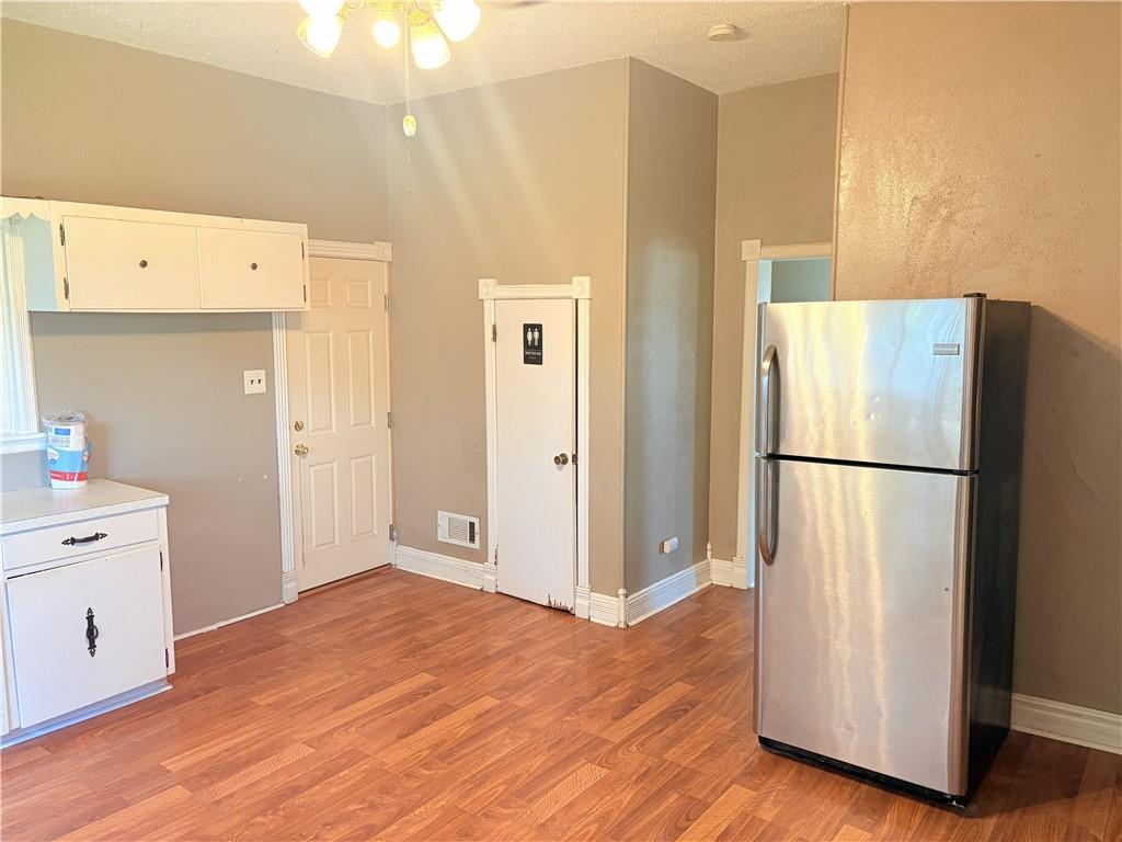 900 S 5th Street