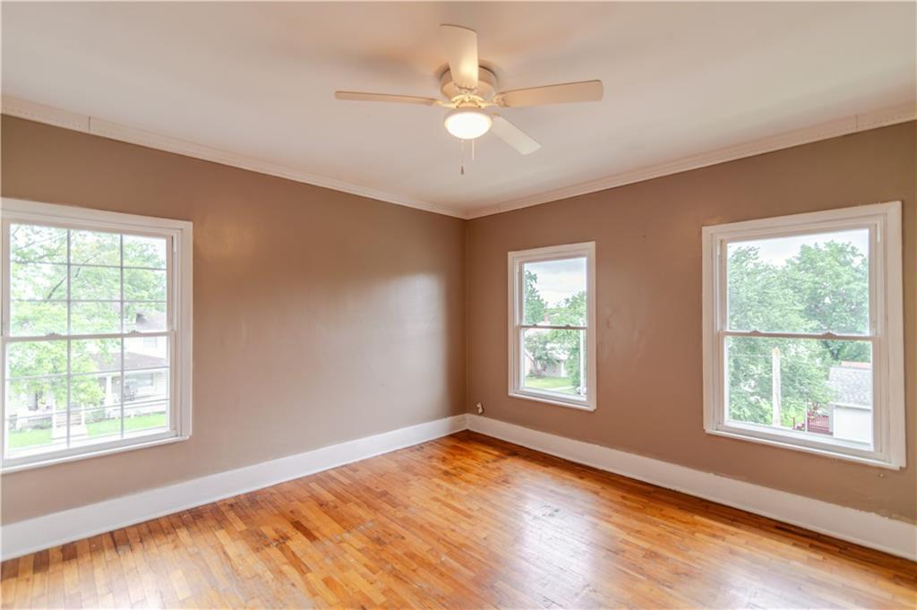 900 S 5th Street