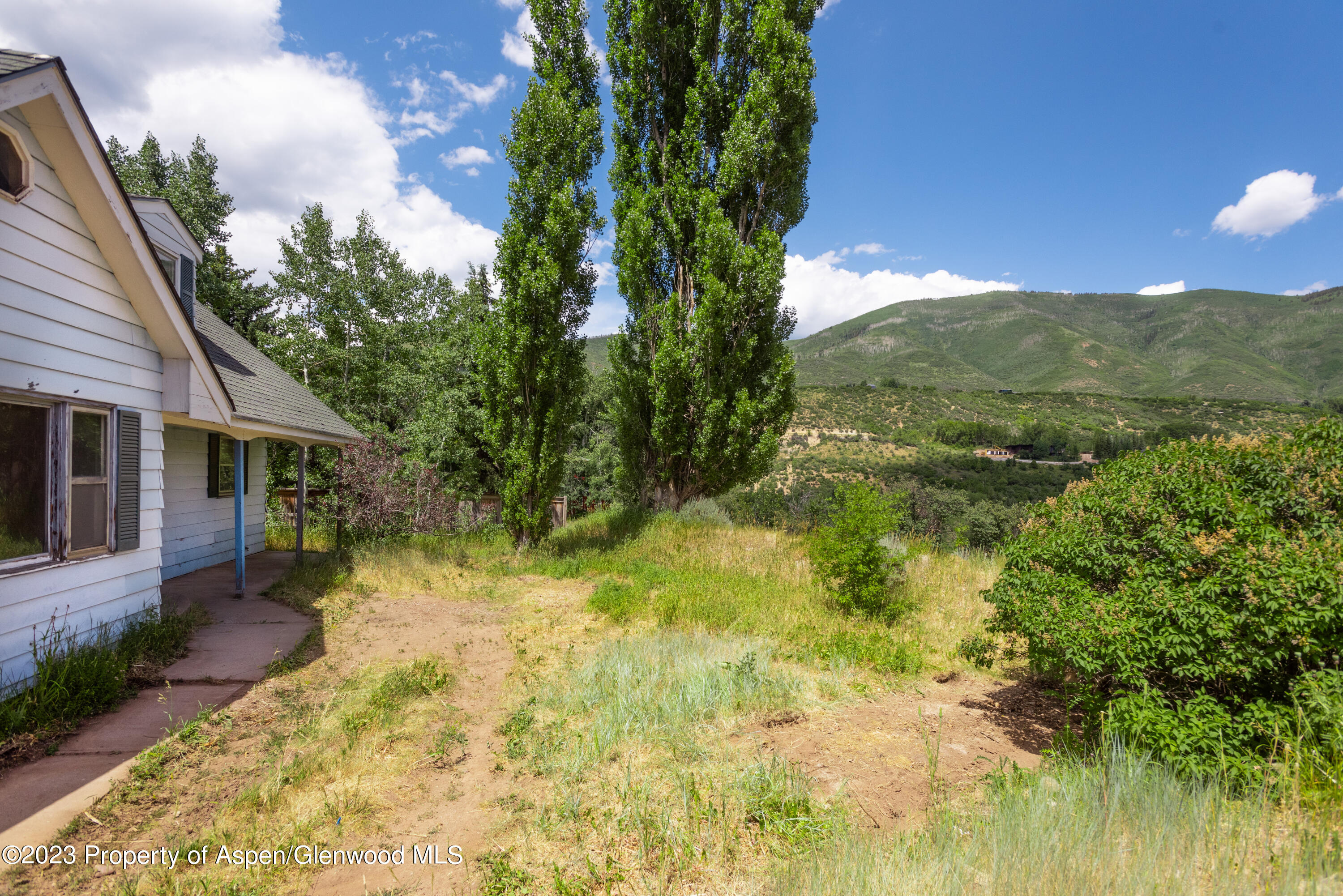 1065 Cemetery Lane, Unit # A