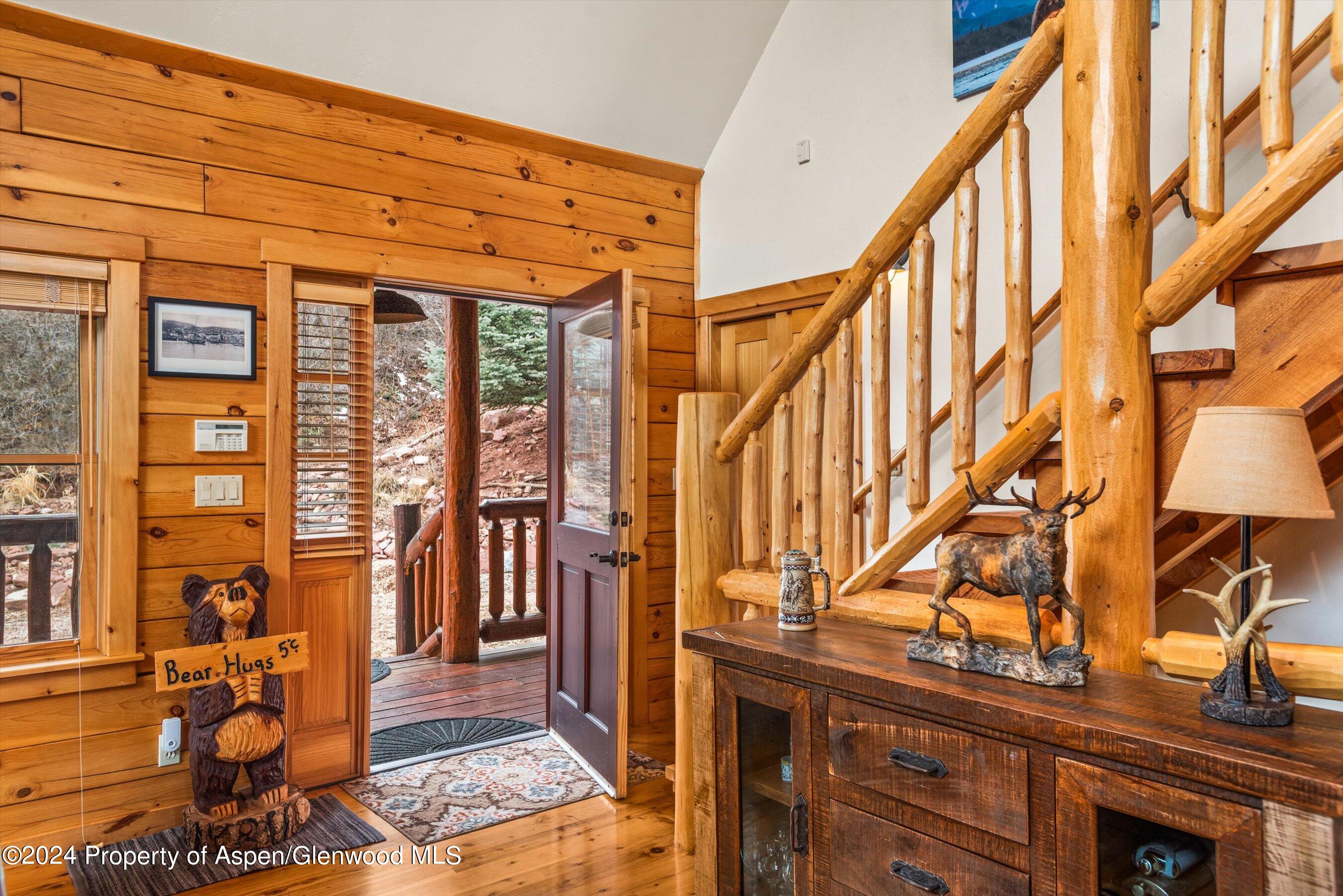 283 Cherokee Lane