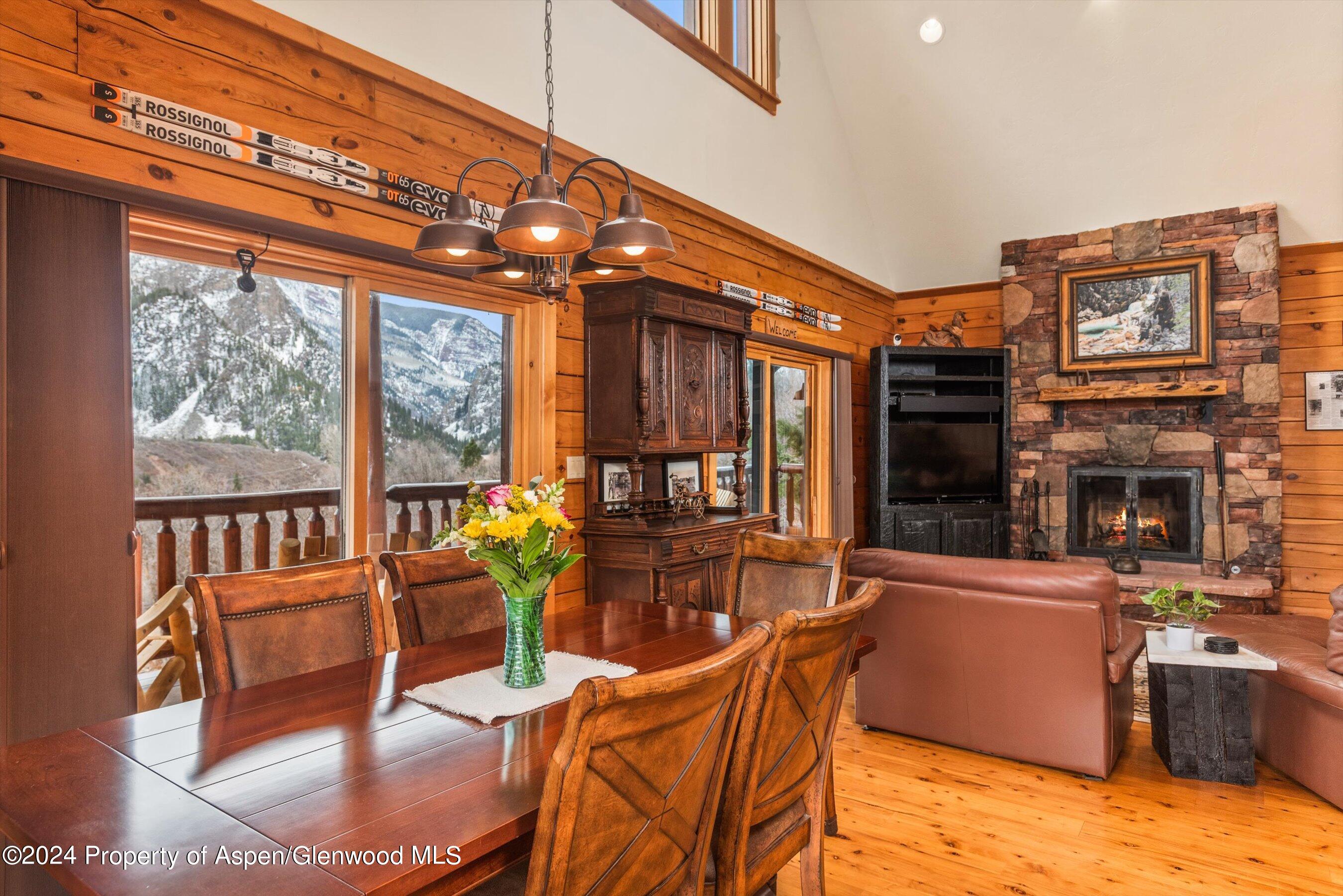 283 Cherokee Lane