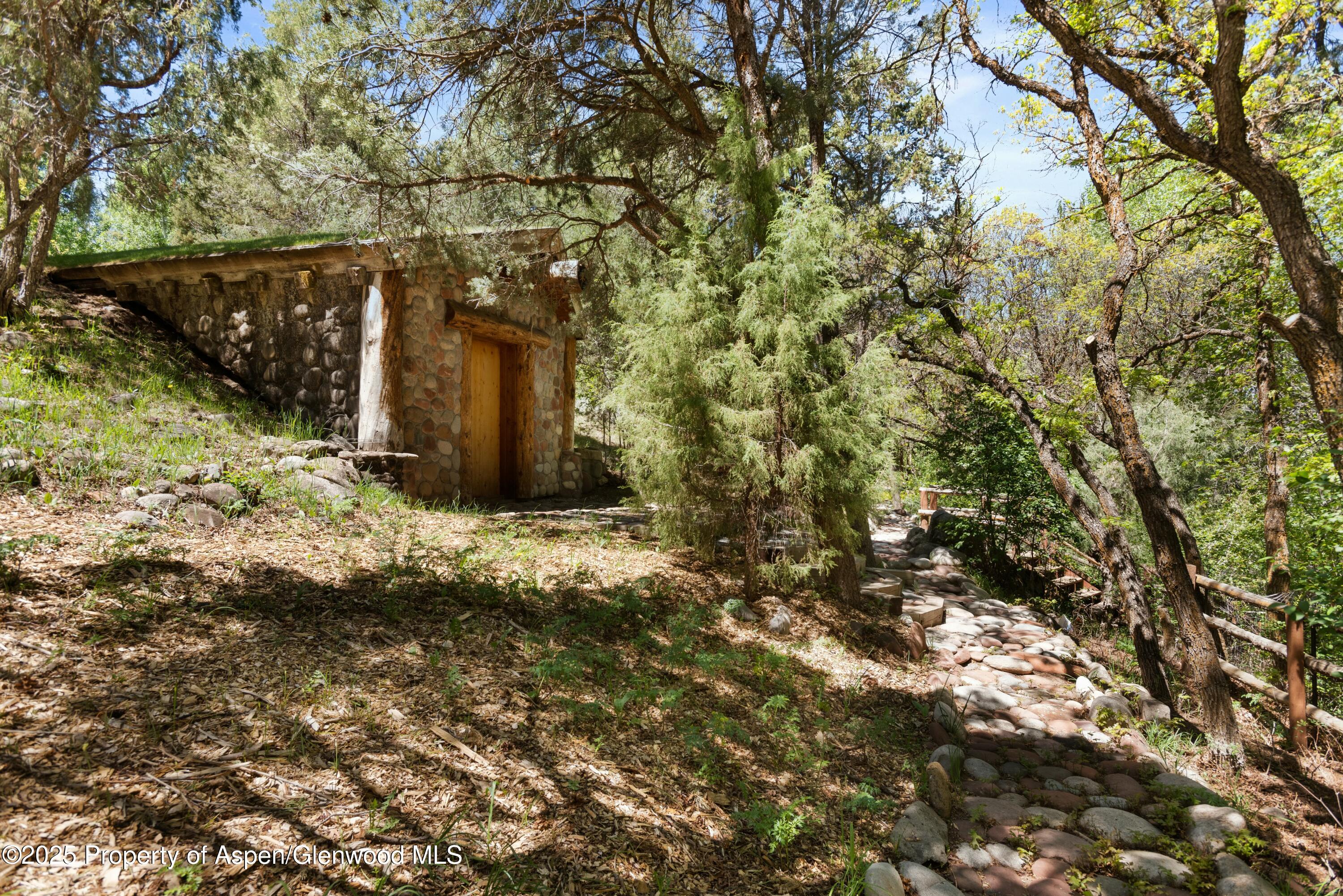1631 Emma Spur Road