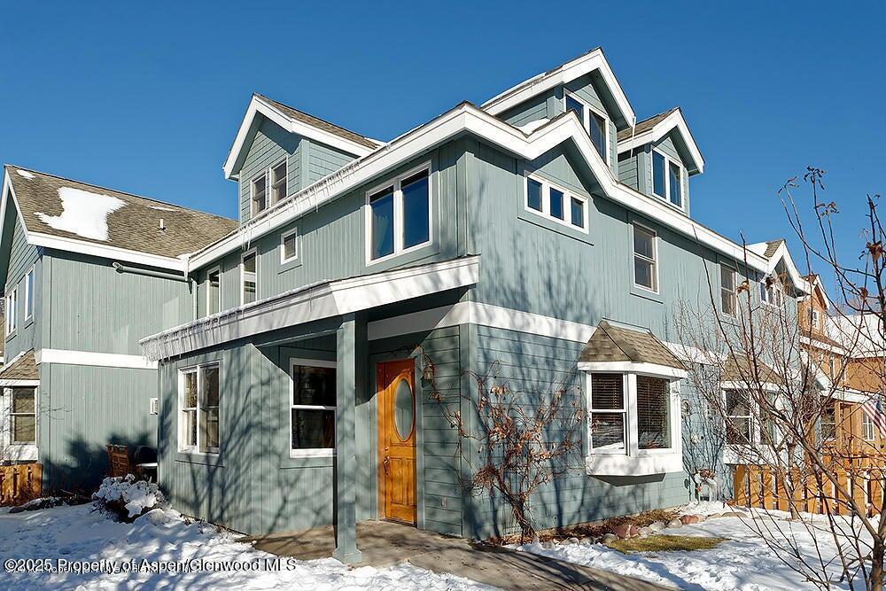 285 Southside Drive