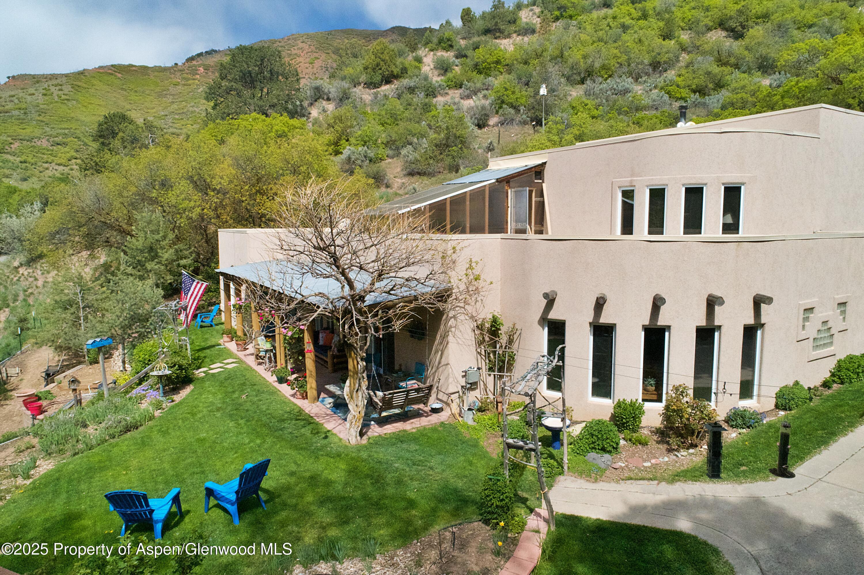 48 Creekside Court