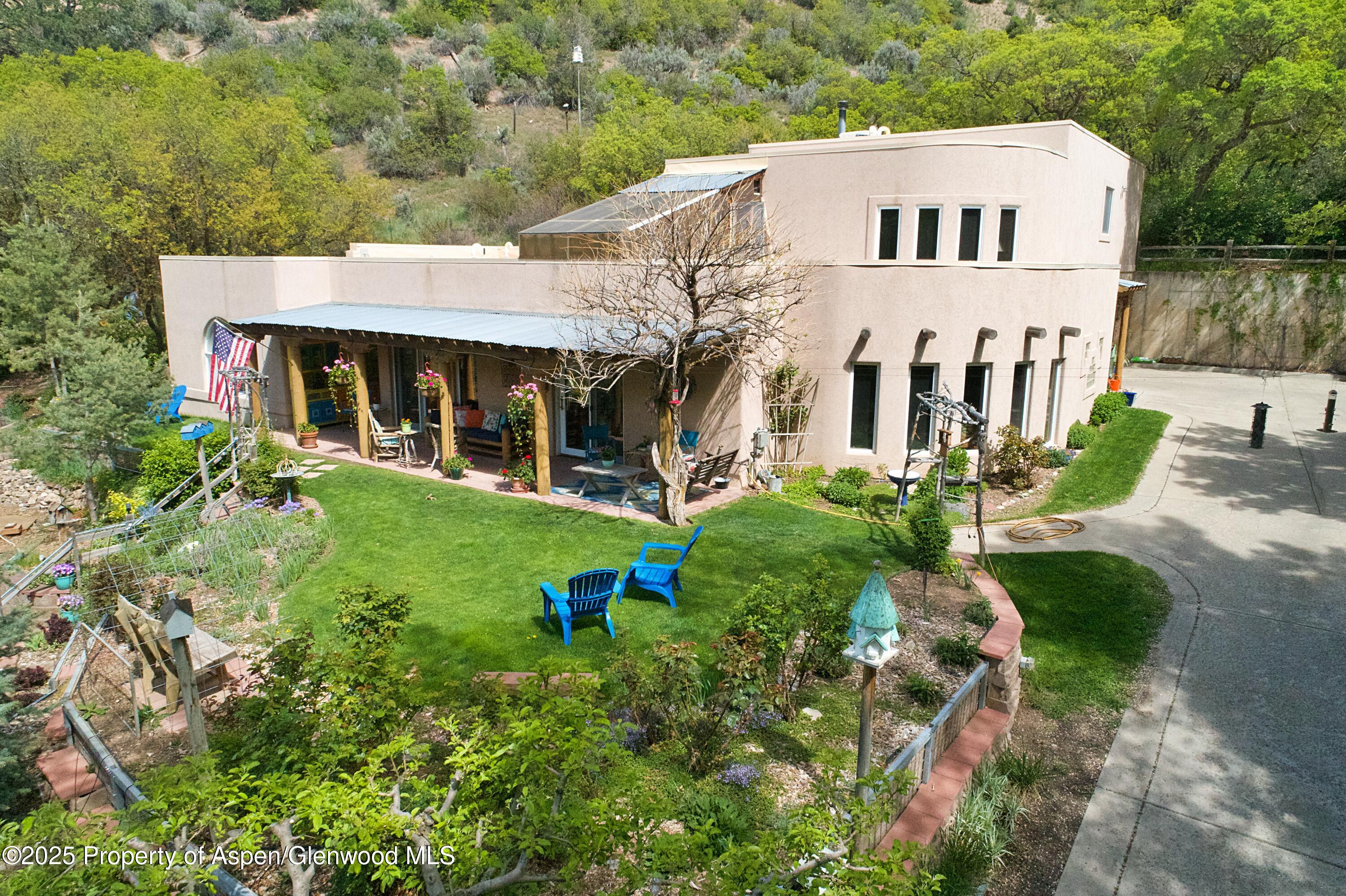 48 Creekside Court