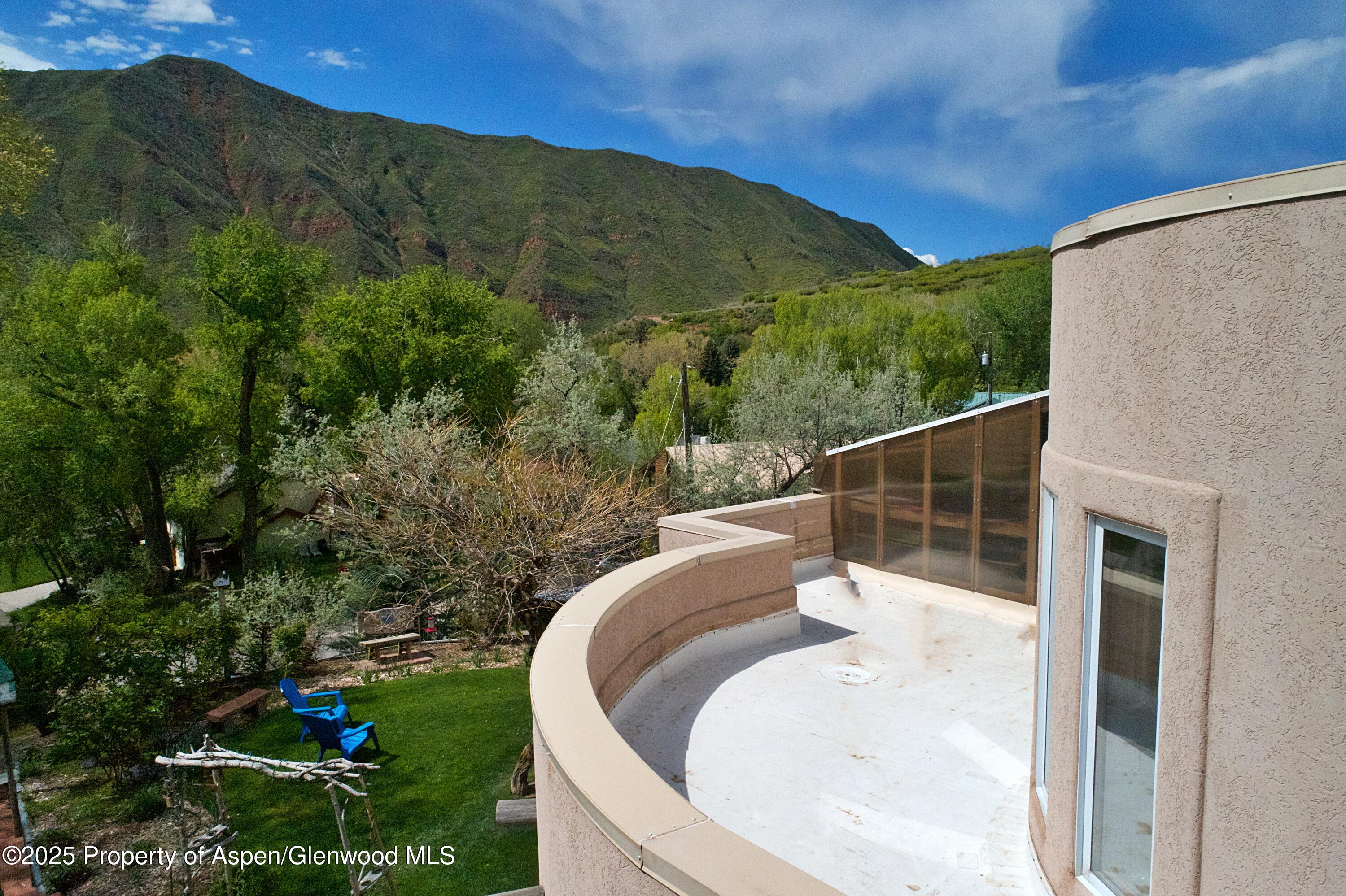 48 Creekside Court