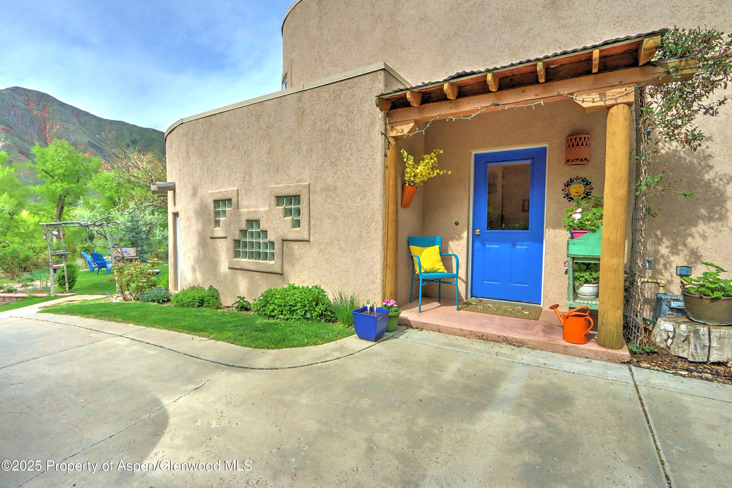 48 Creekside Court