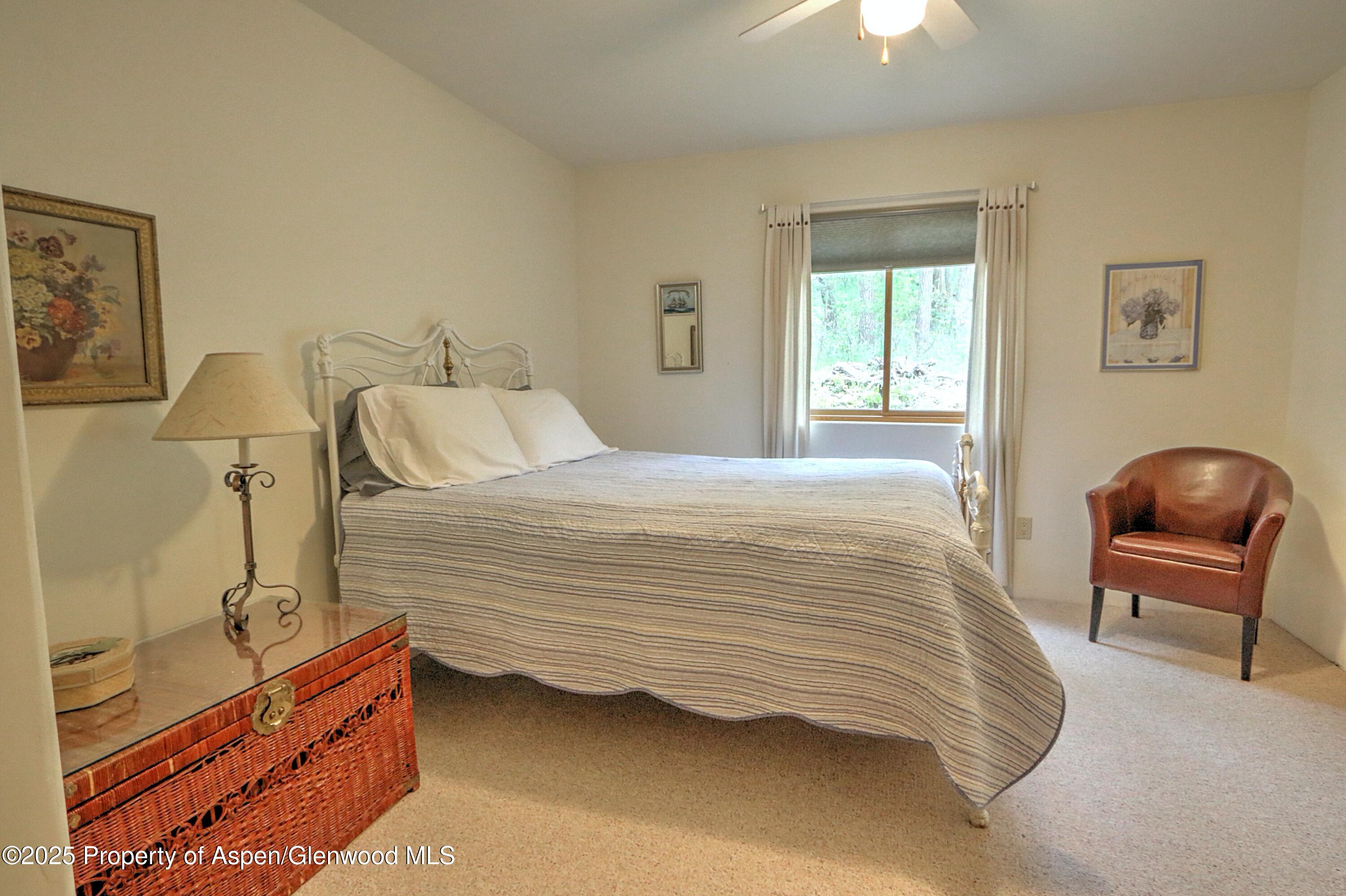 48 Creekside Court