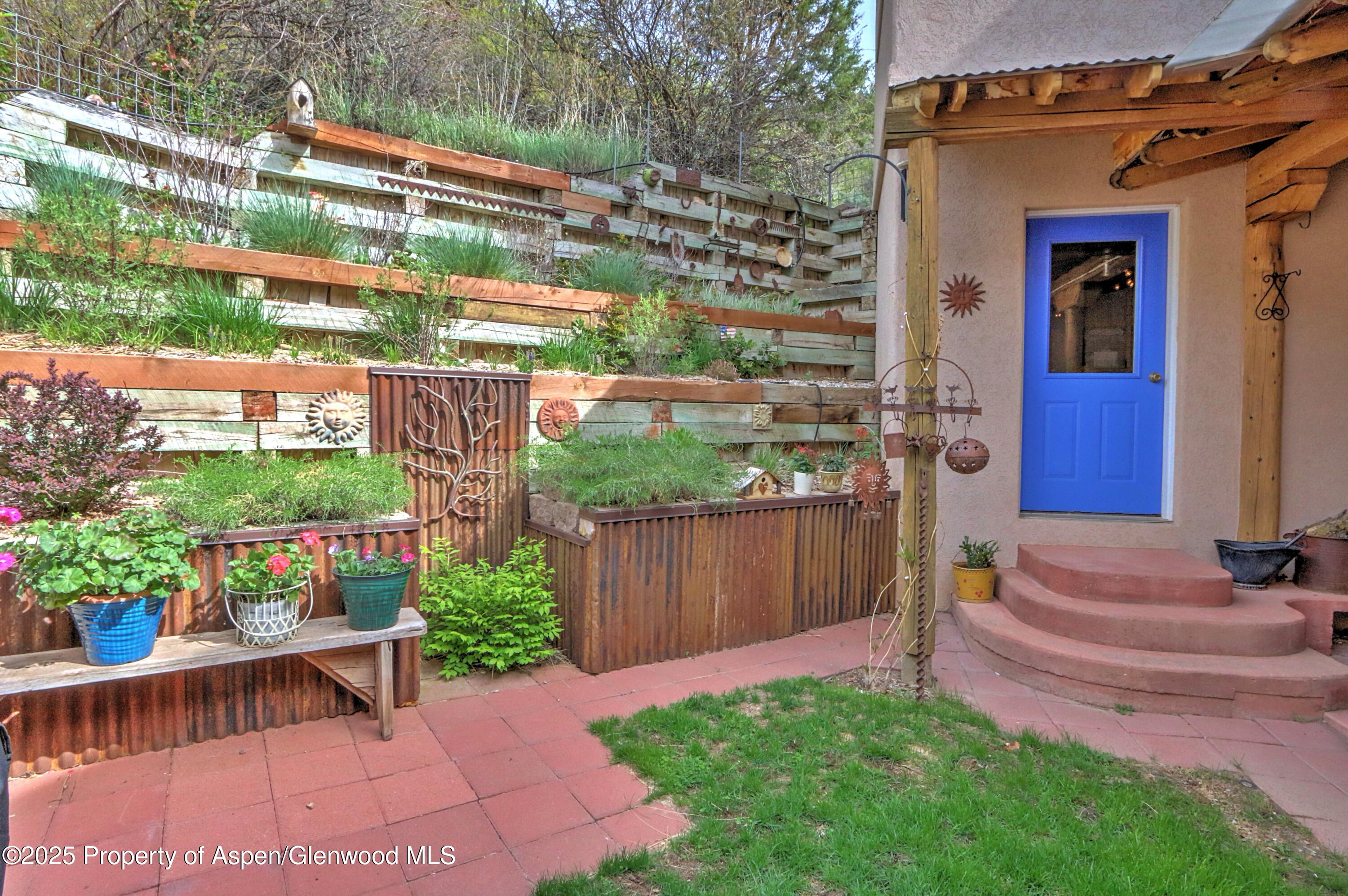 48 Creekside Court