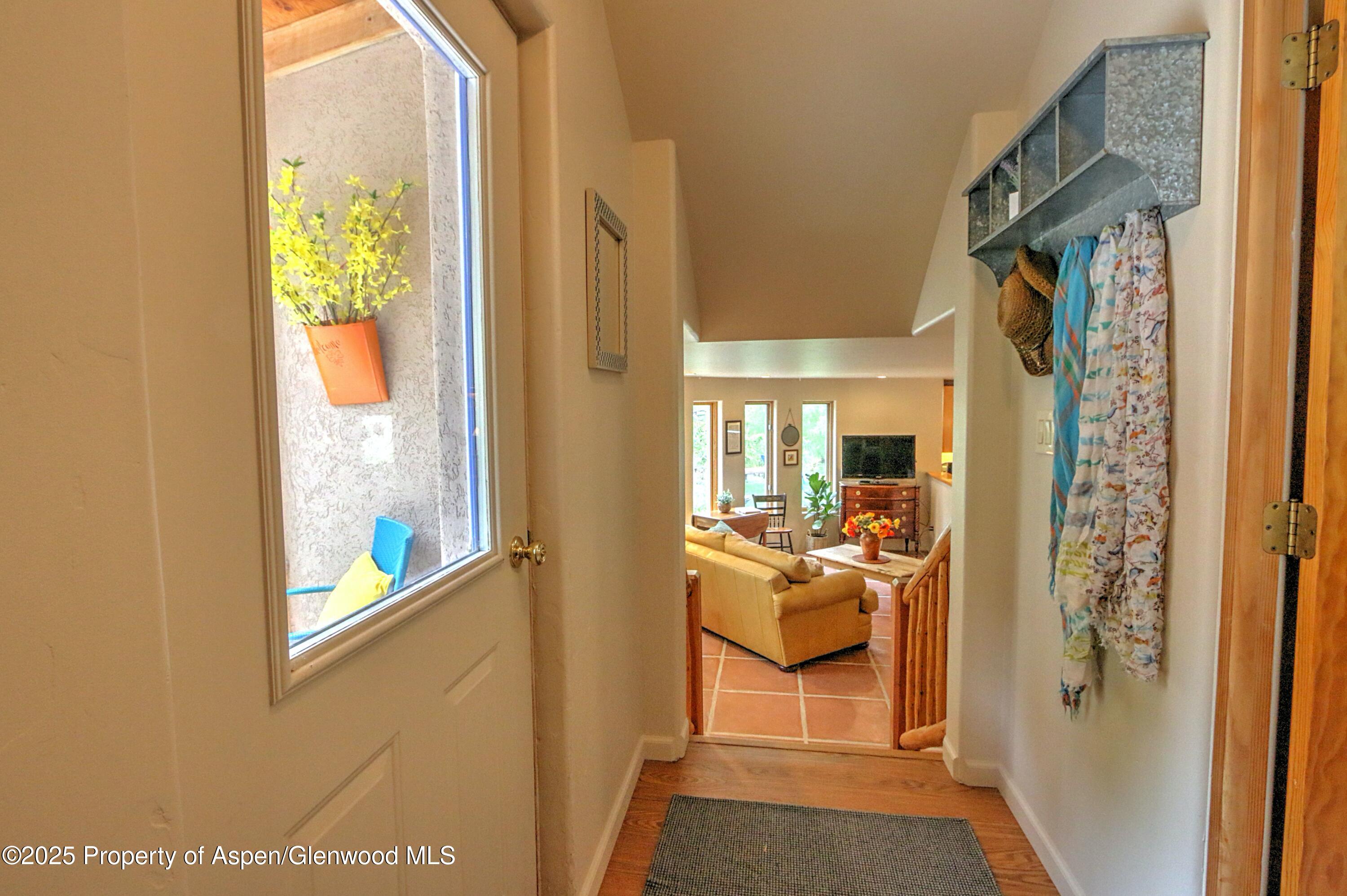 48 Creekside Court