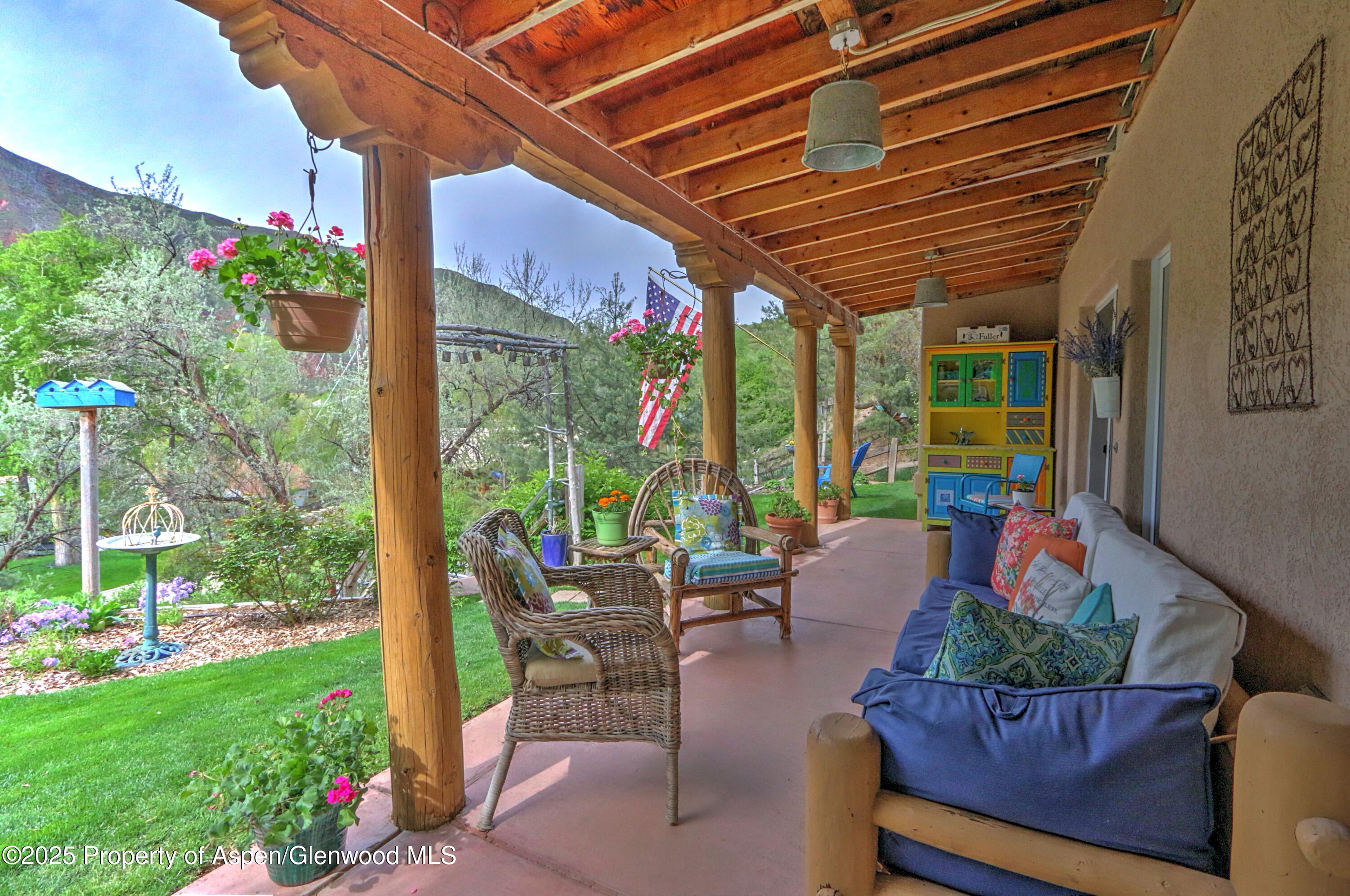 48 Creekside Court