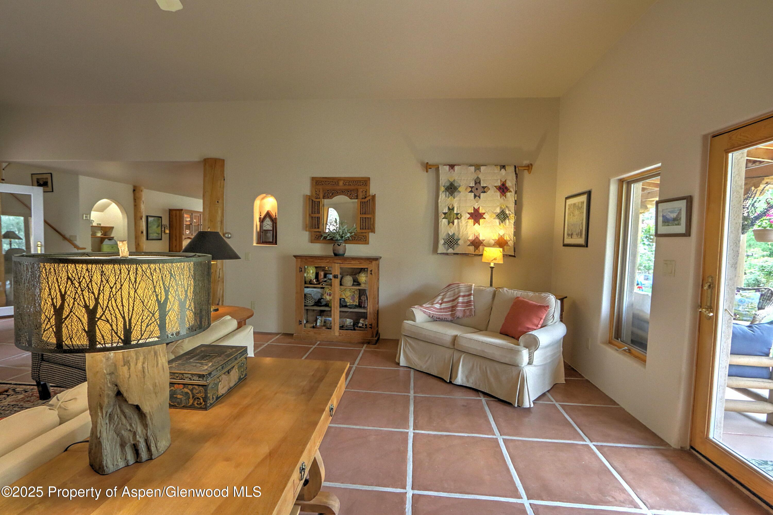 48 Creekside Court