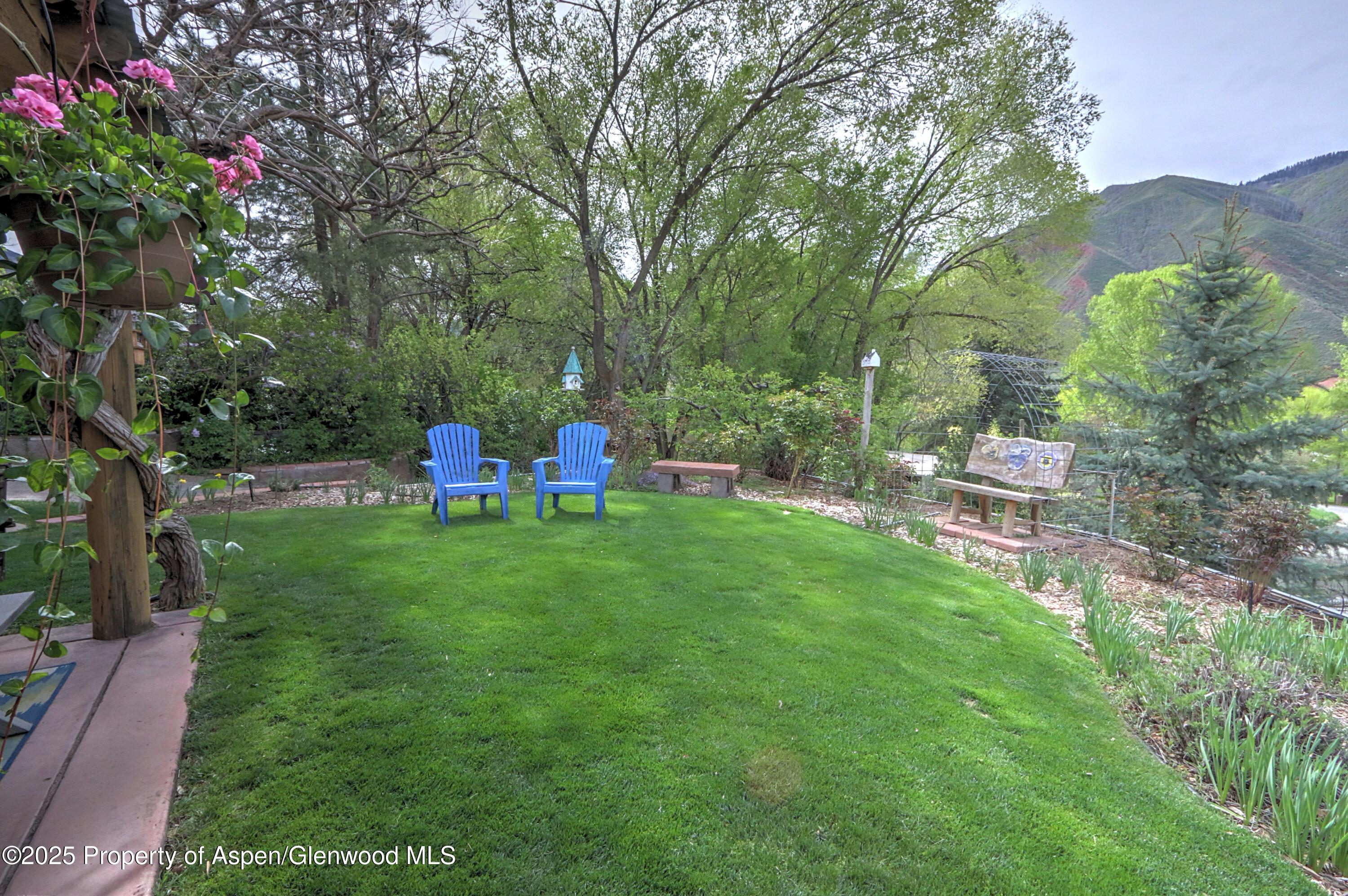 48 Creekside Court