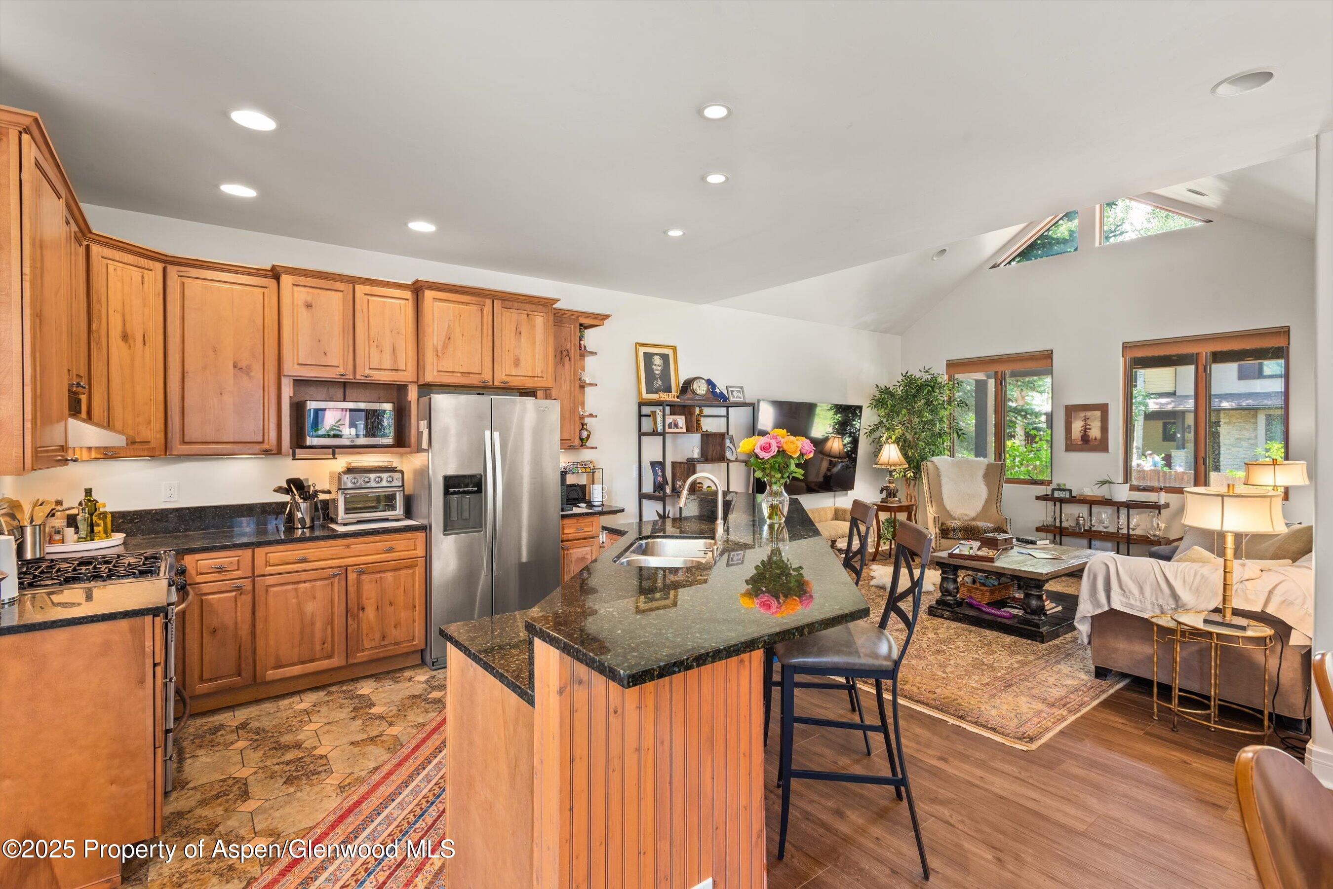 315 Summerset Lane A