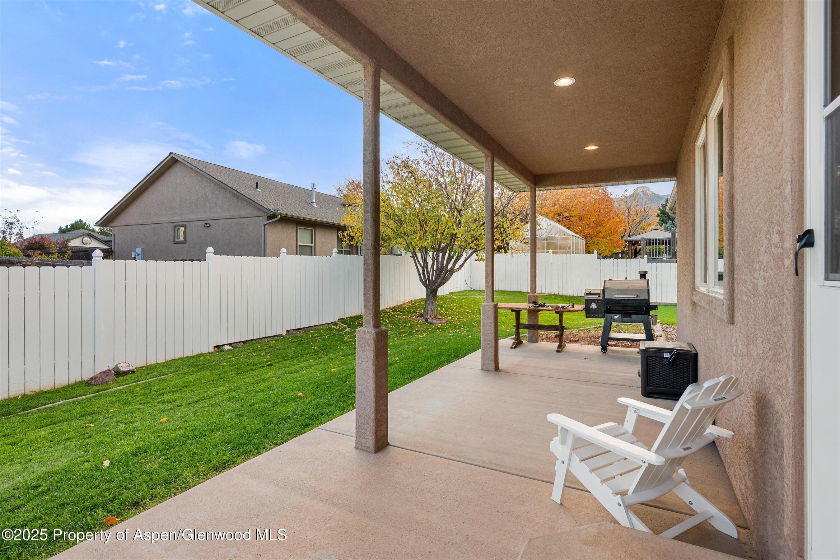 427 LODGEPOLE Circle, Parachute