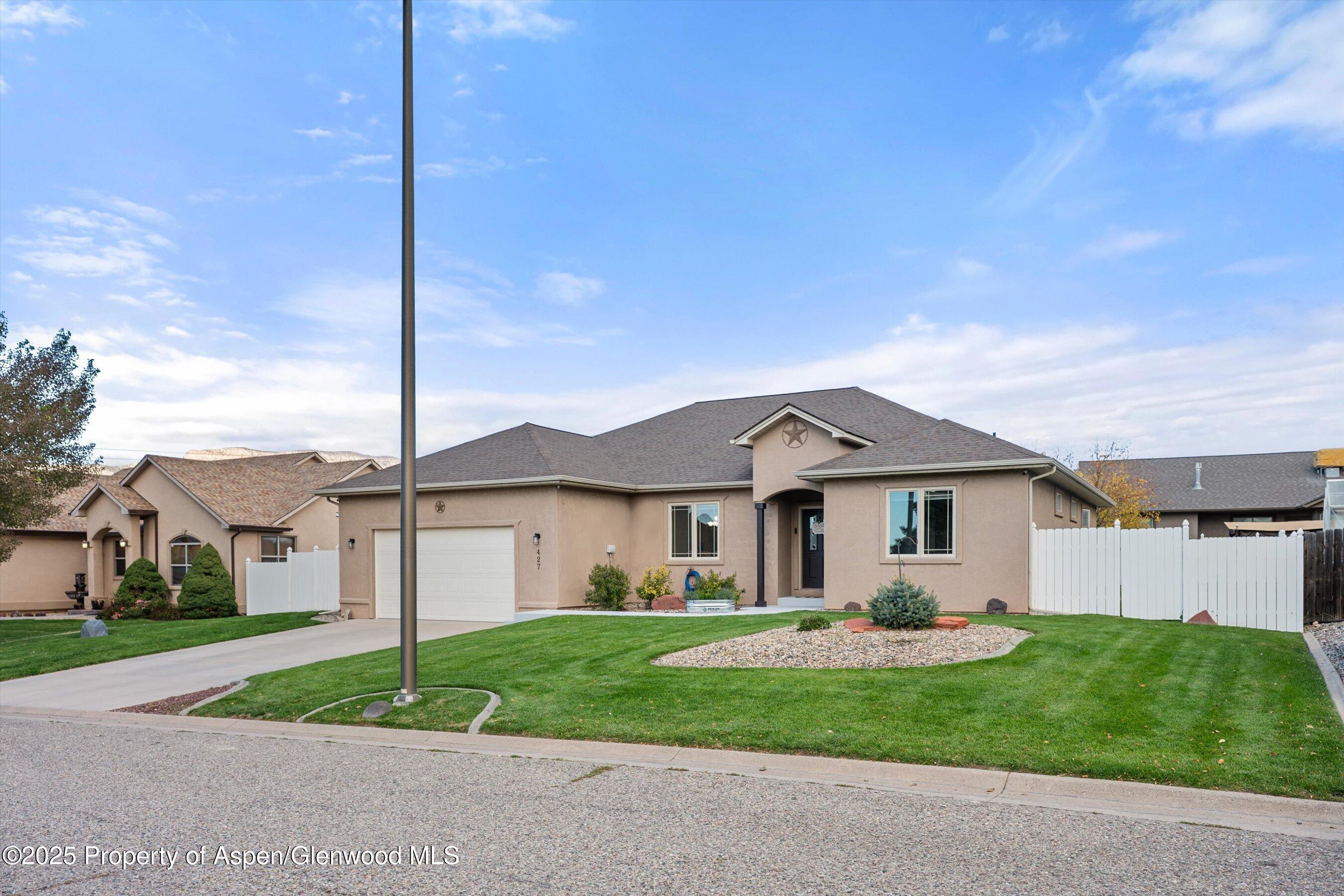 427 LODGEPOLE Circle, Parachute