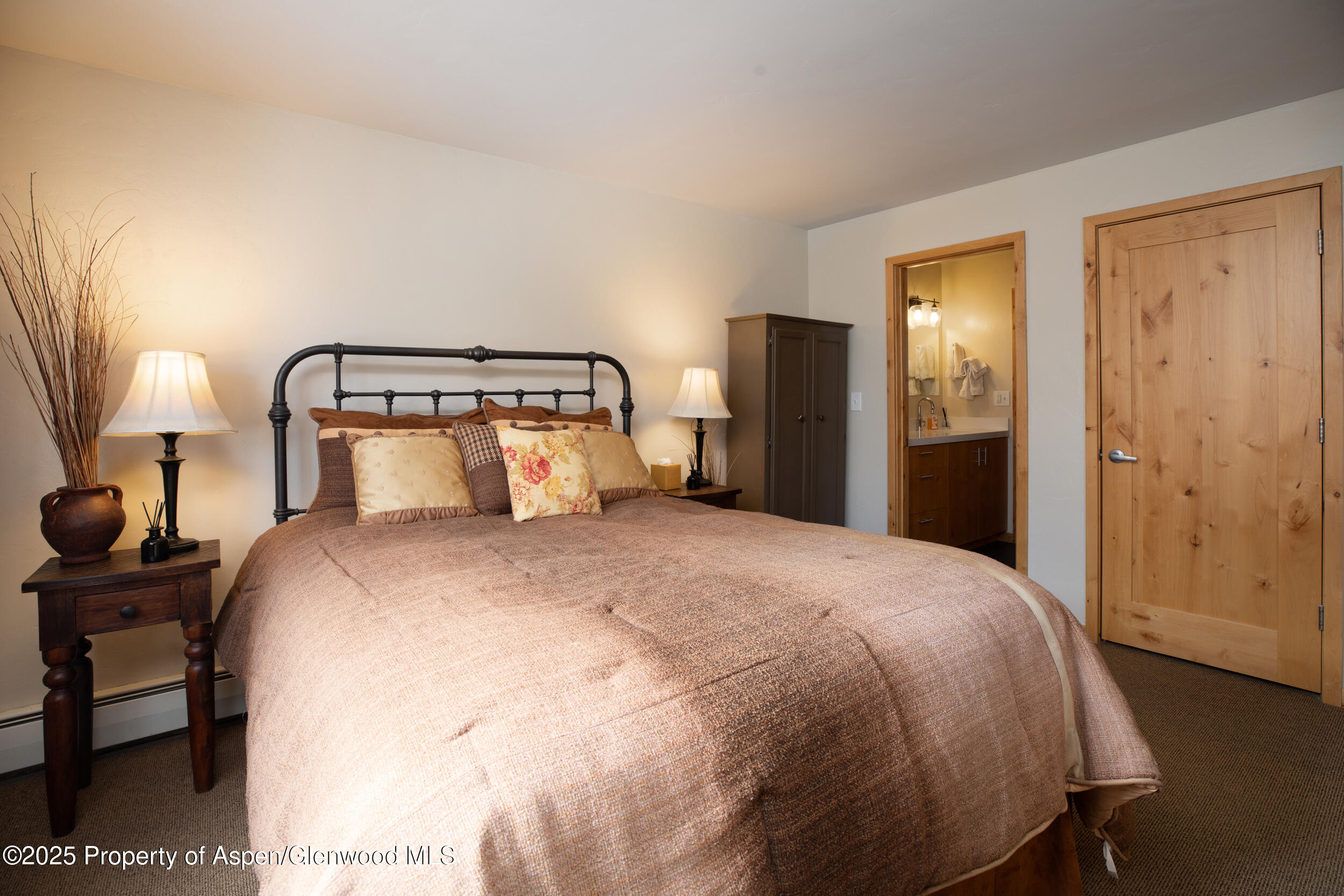 1880 MEADOW RIDGE Road #7