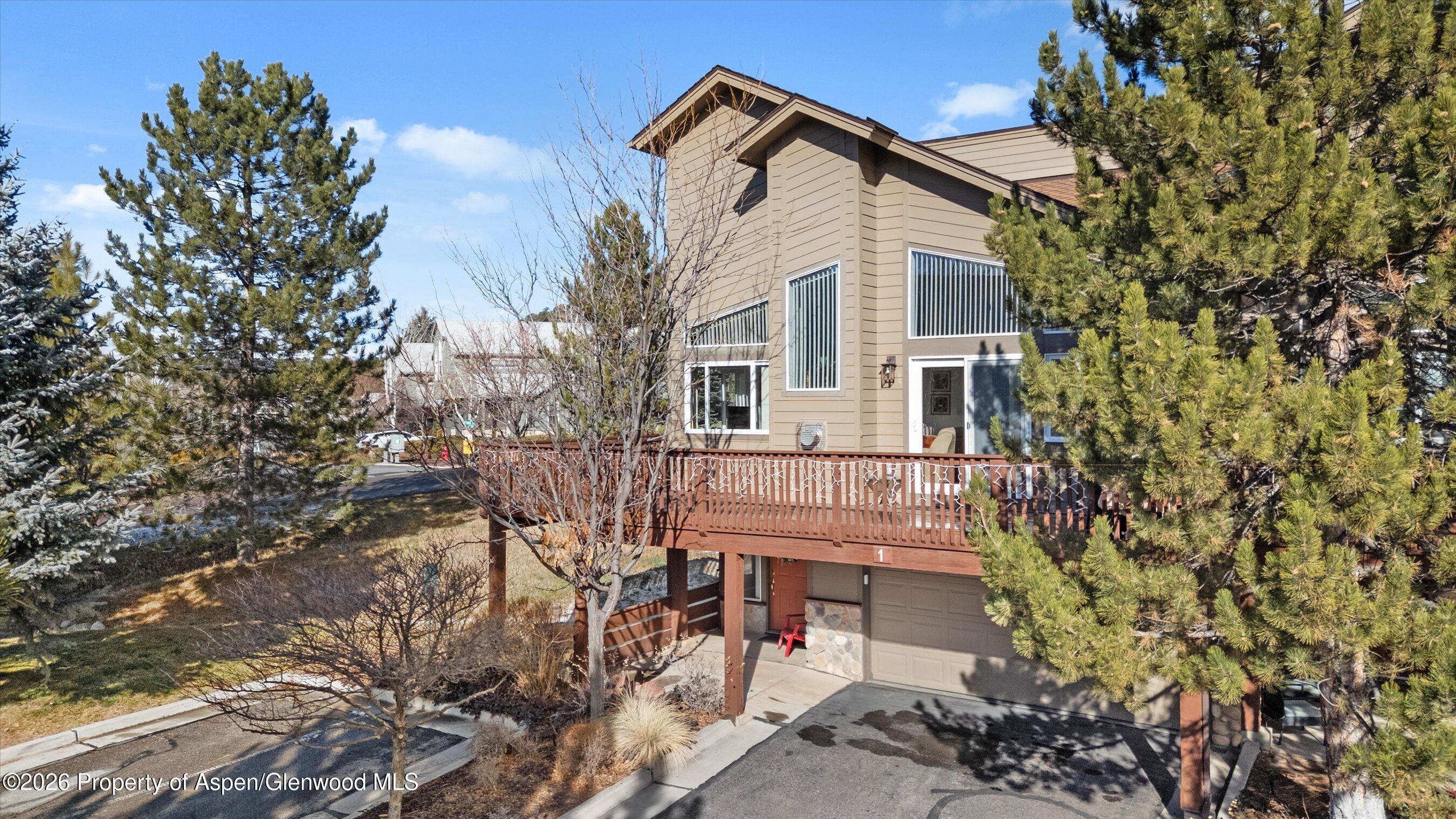 1 Pine Ridge Road