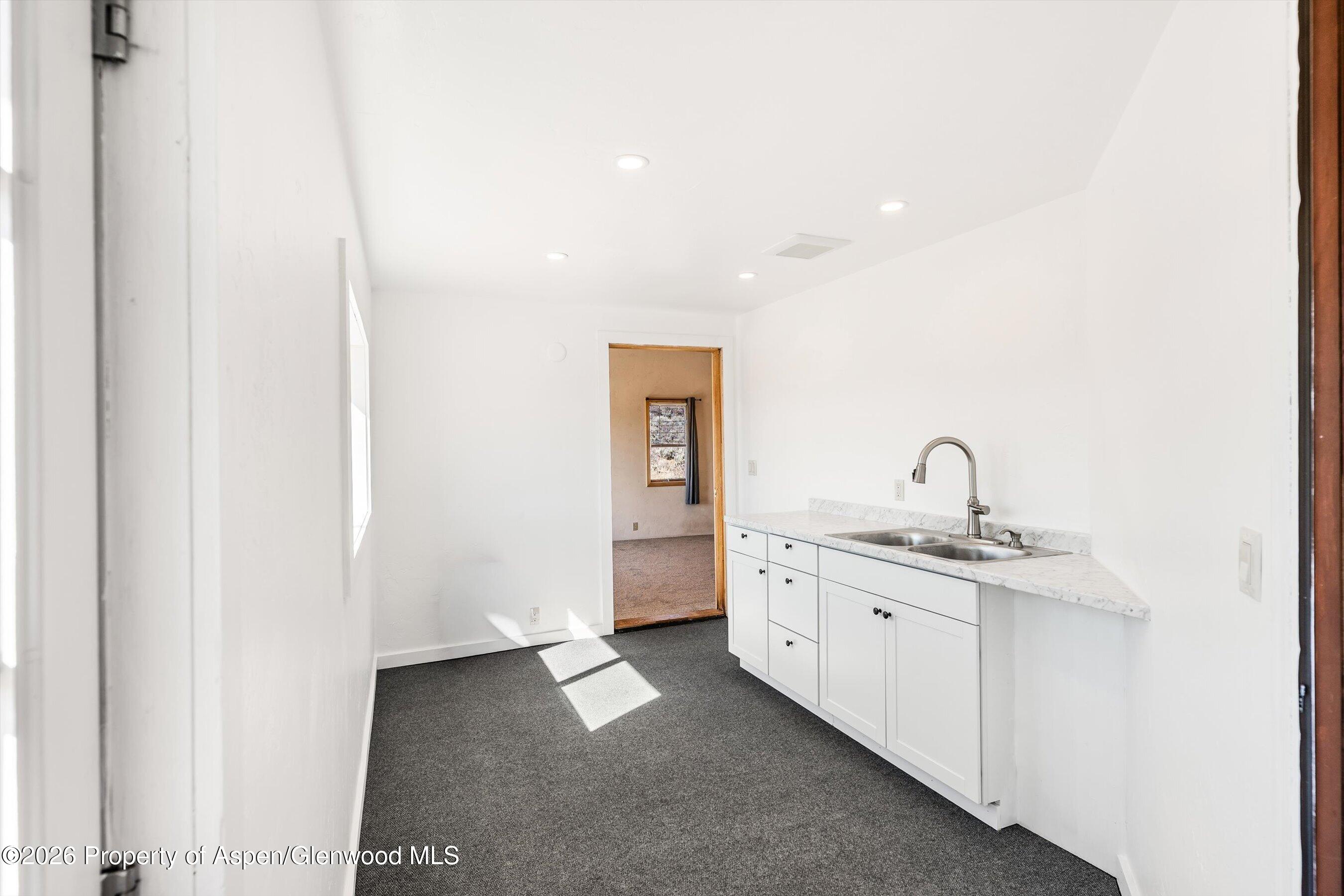 900 Panorama Drive