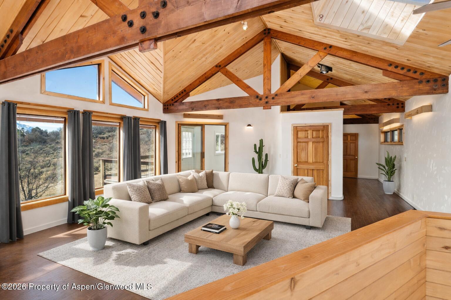 900 Panorama Drive
