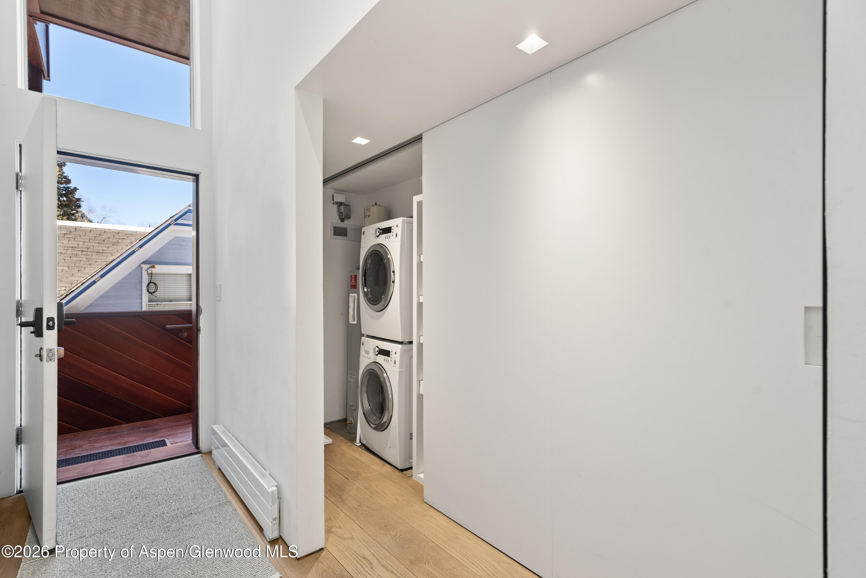 311 S Aspen Street Unit: 5