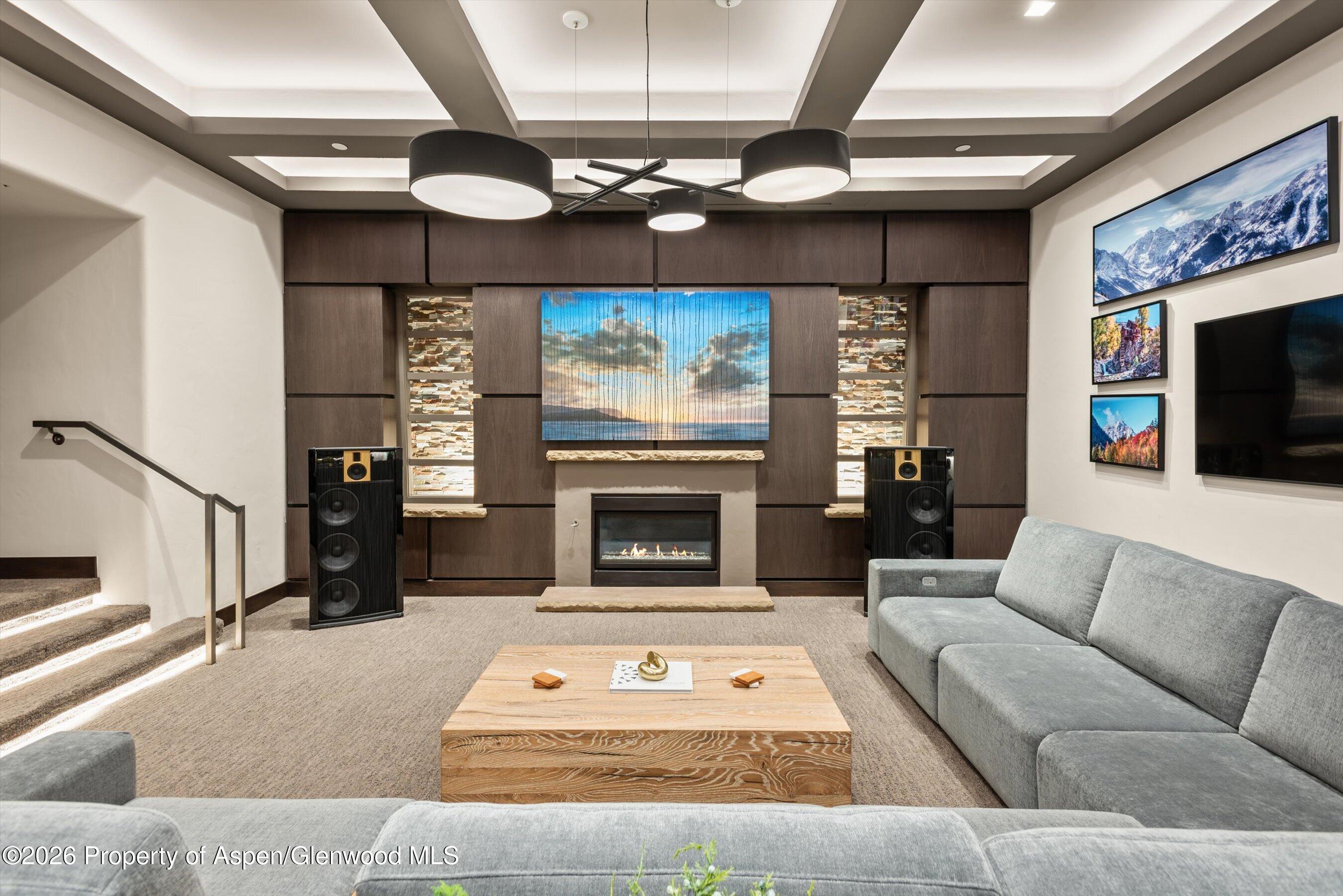 601 Rio Grande Place 100