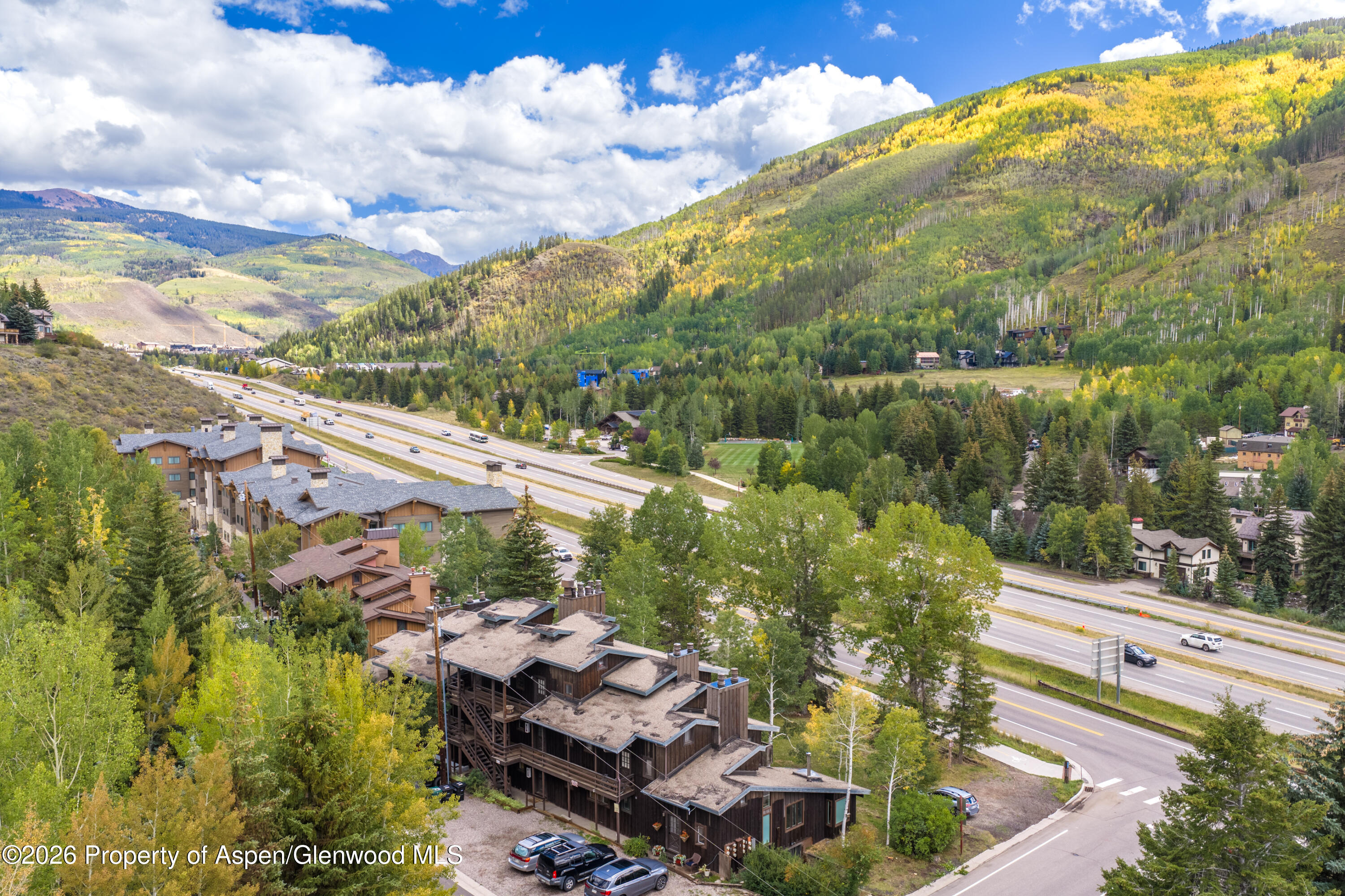 1880 Meadow Ridge Road 7