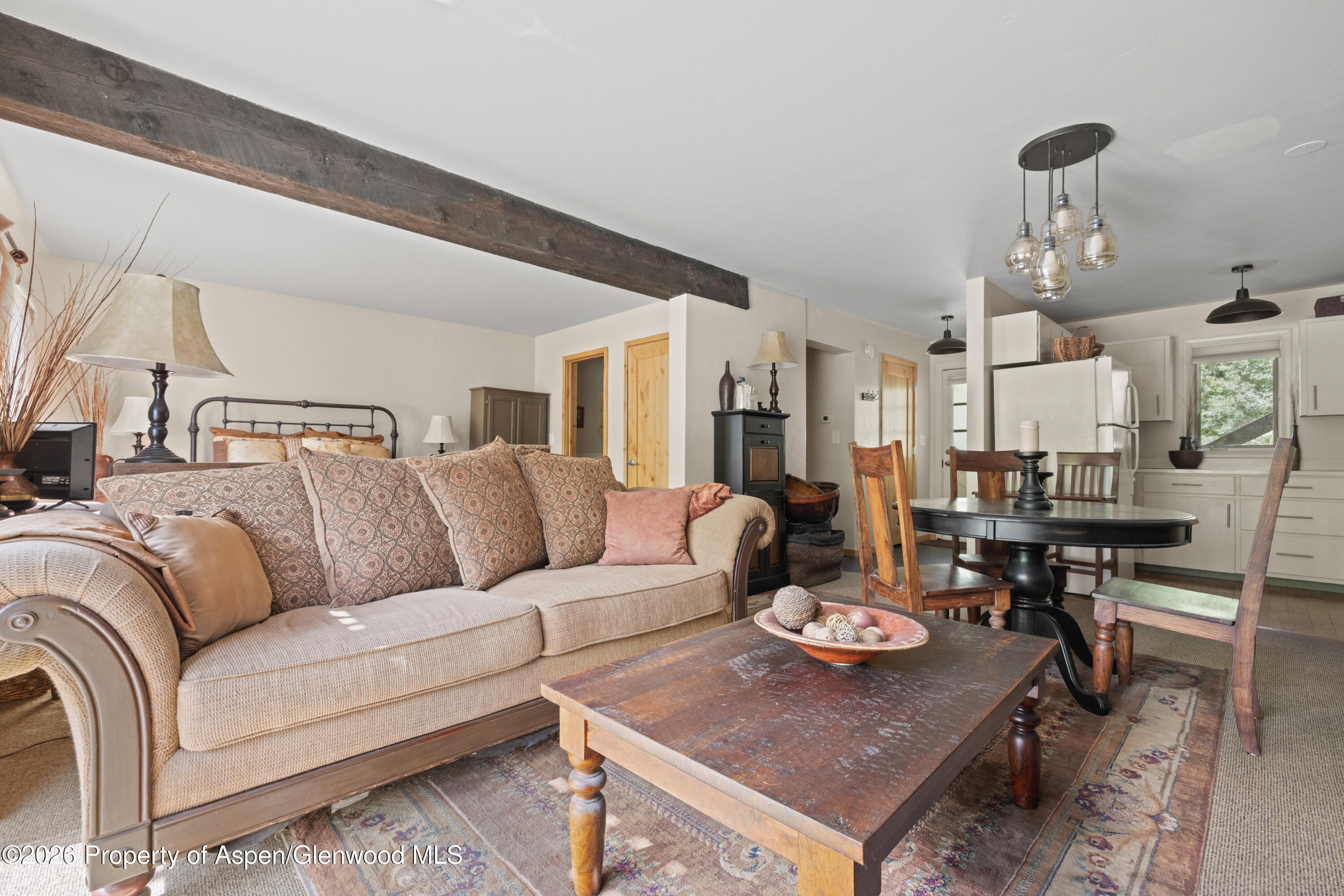 1880 Meadow Ridge Road 7