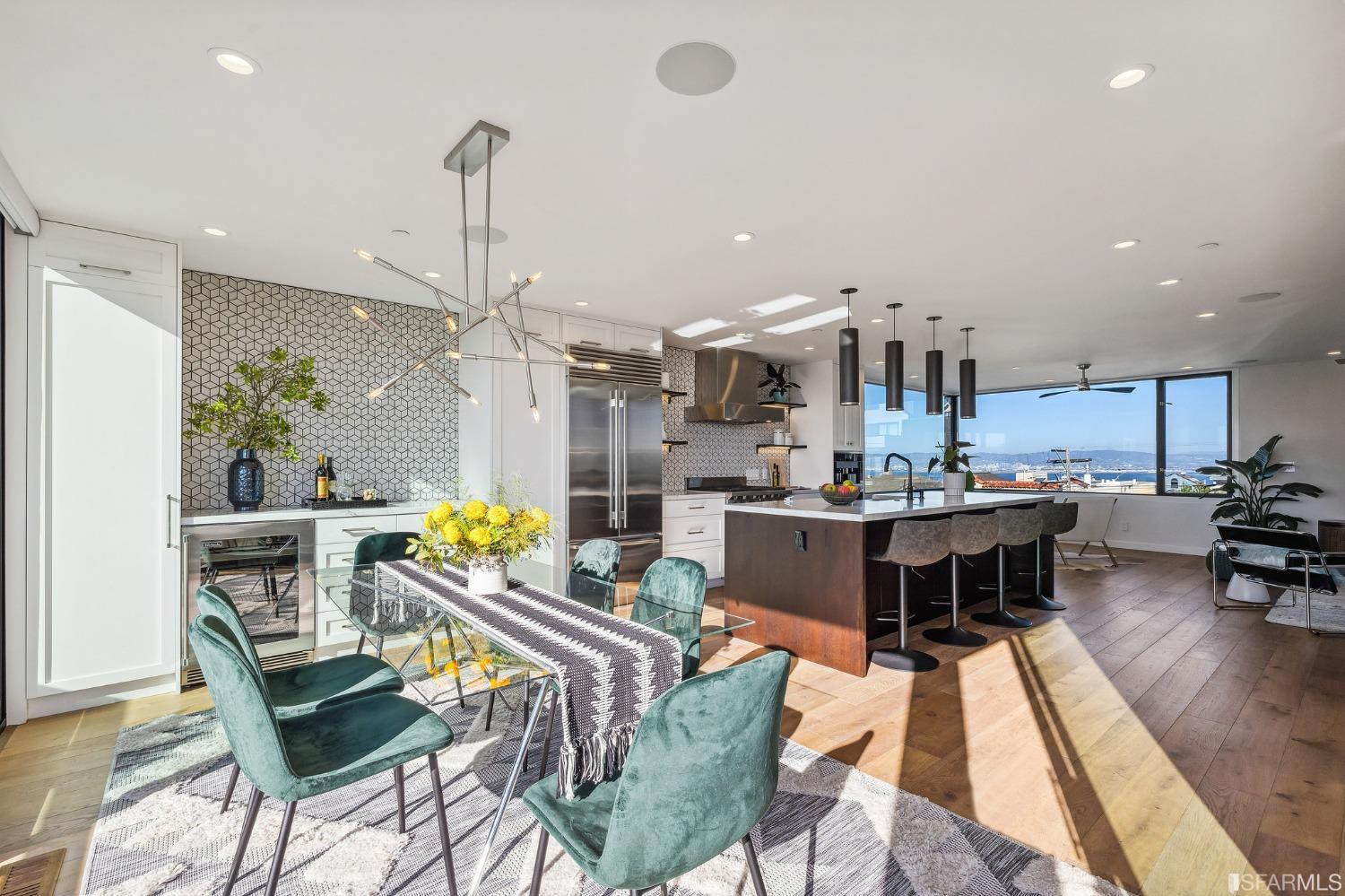 1 Southern Heights Avenue