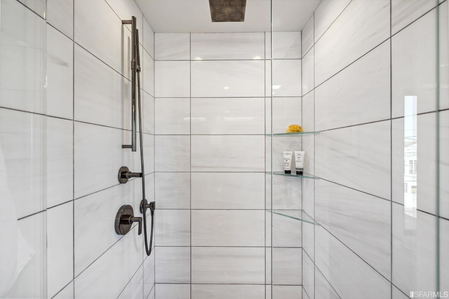 1 Southern Heights Avenue