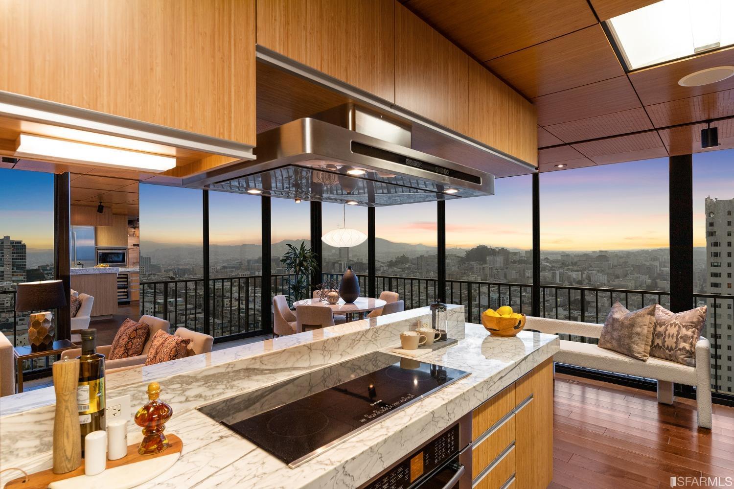 999 Green Street # 2302