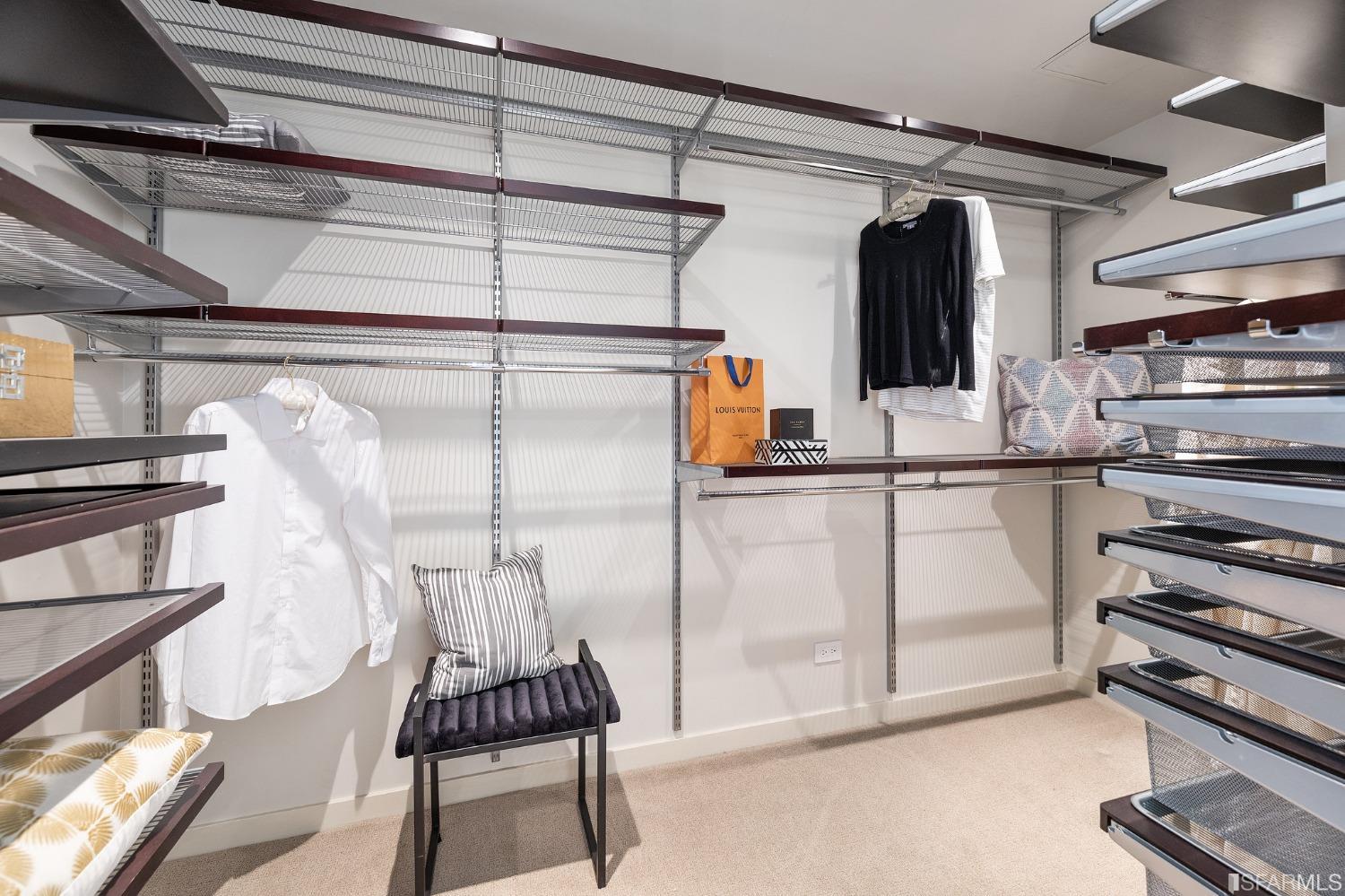 999 Green Street # 2302