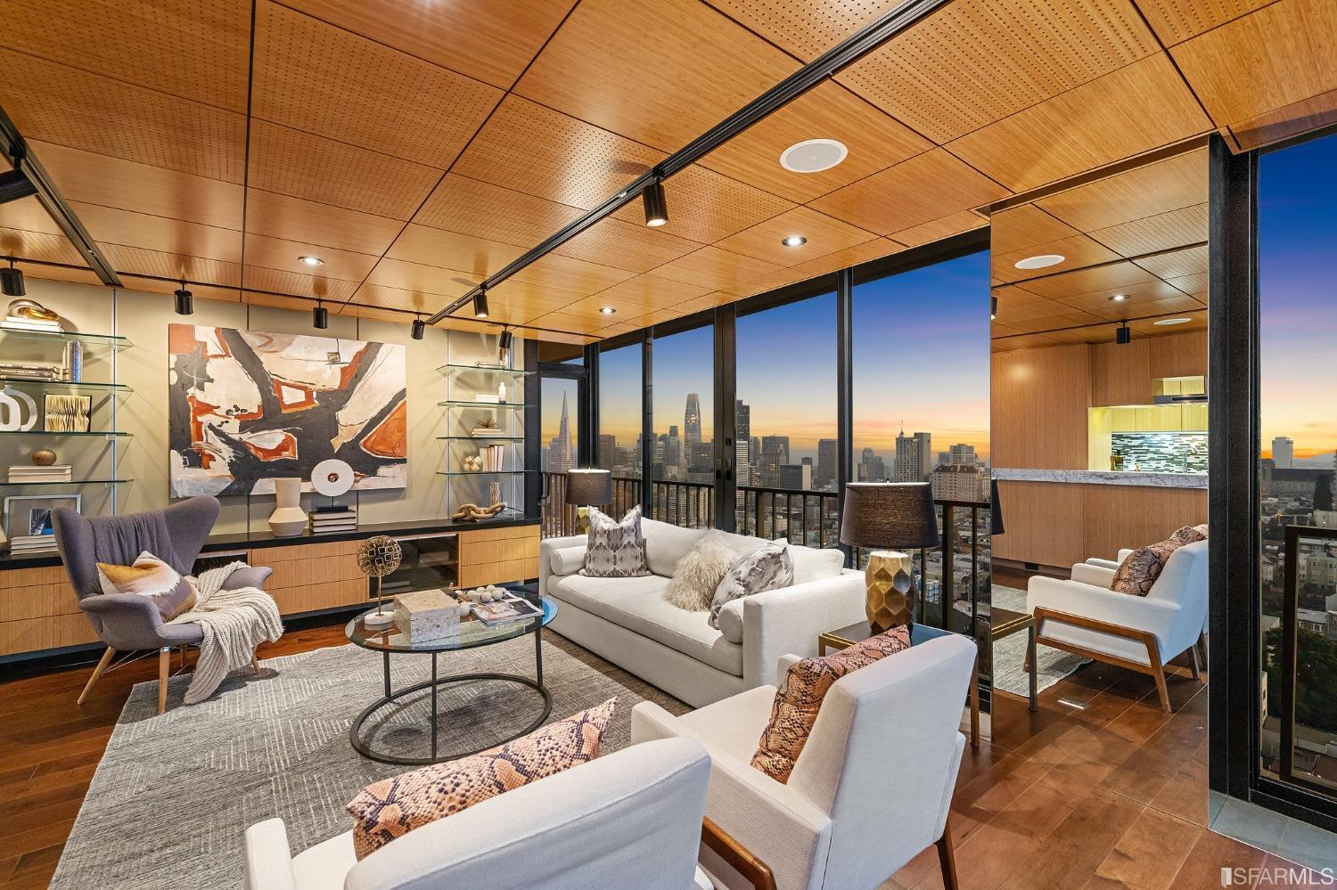 999 Green Street # 2302