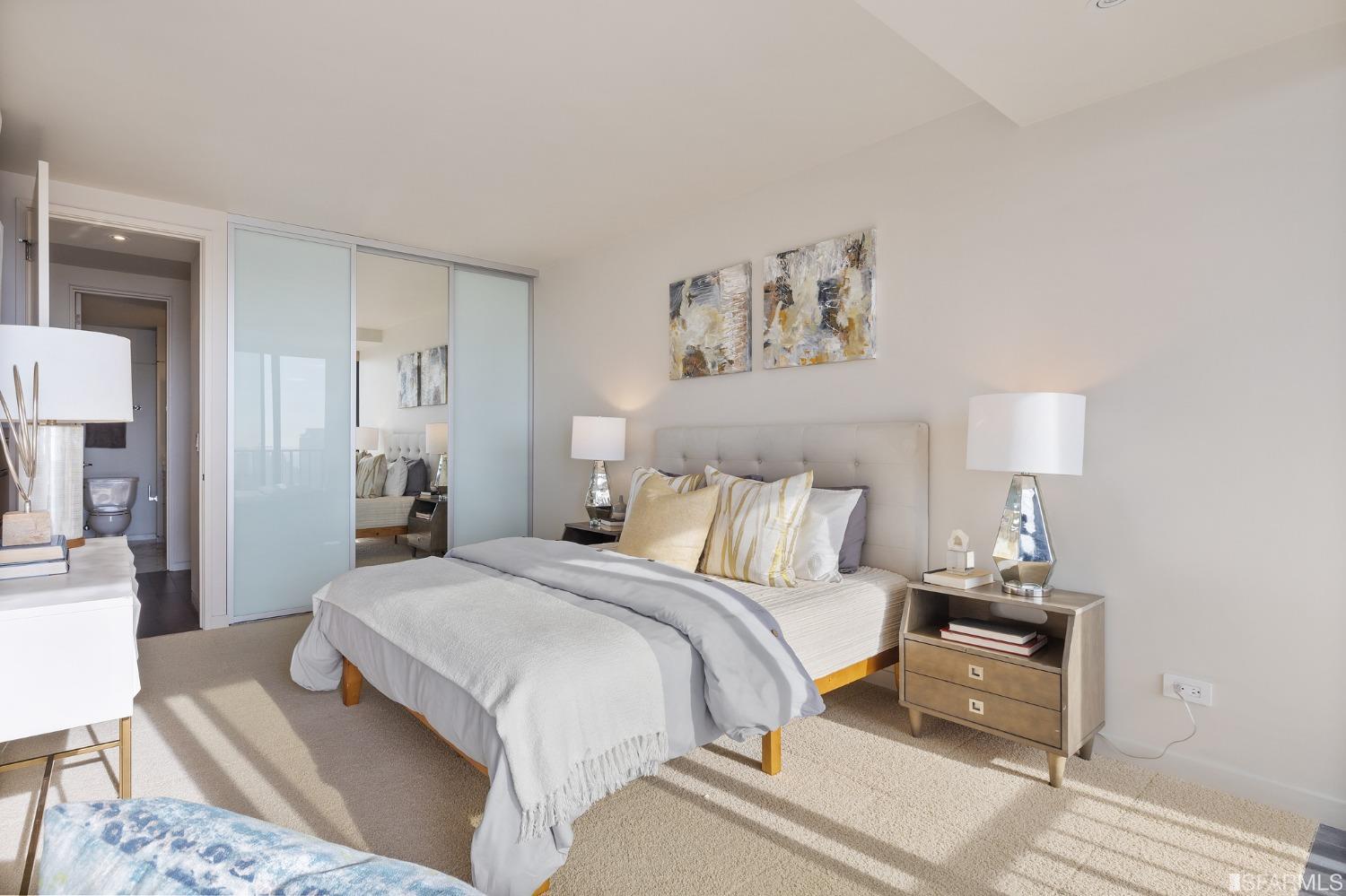 999 Green Street # 2302