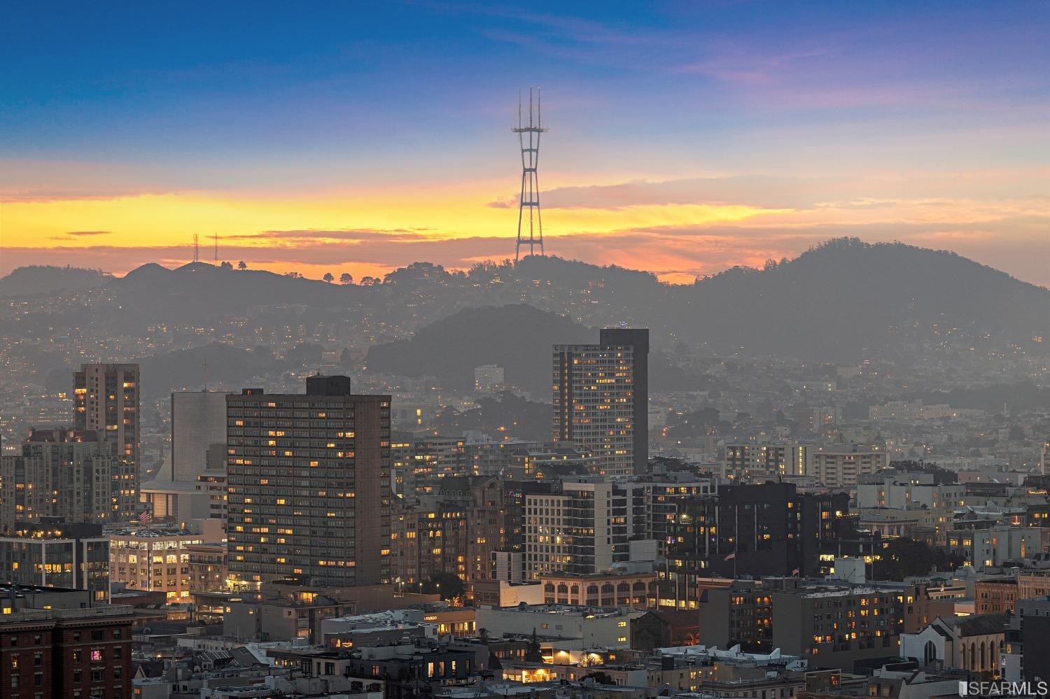 999 Green Street # 2302