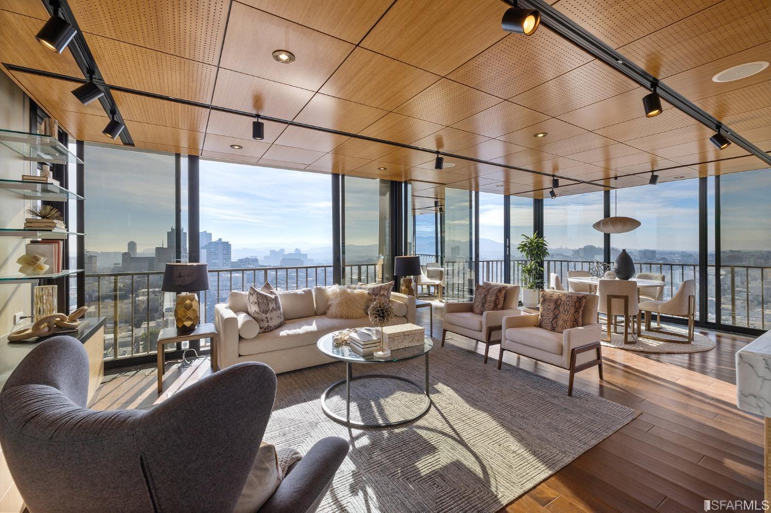 999 Green Street # 2302