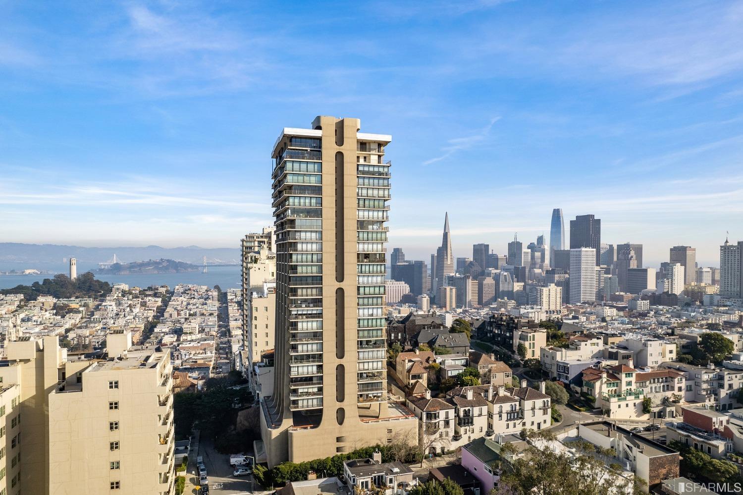 999 Green Street # 2302